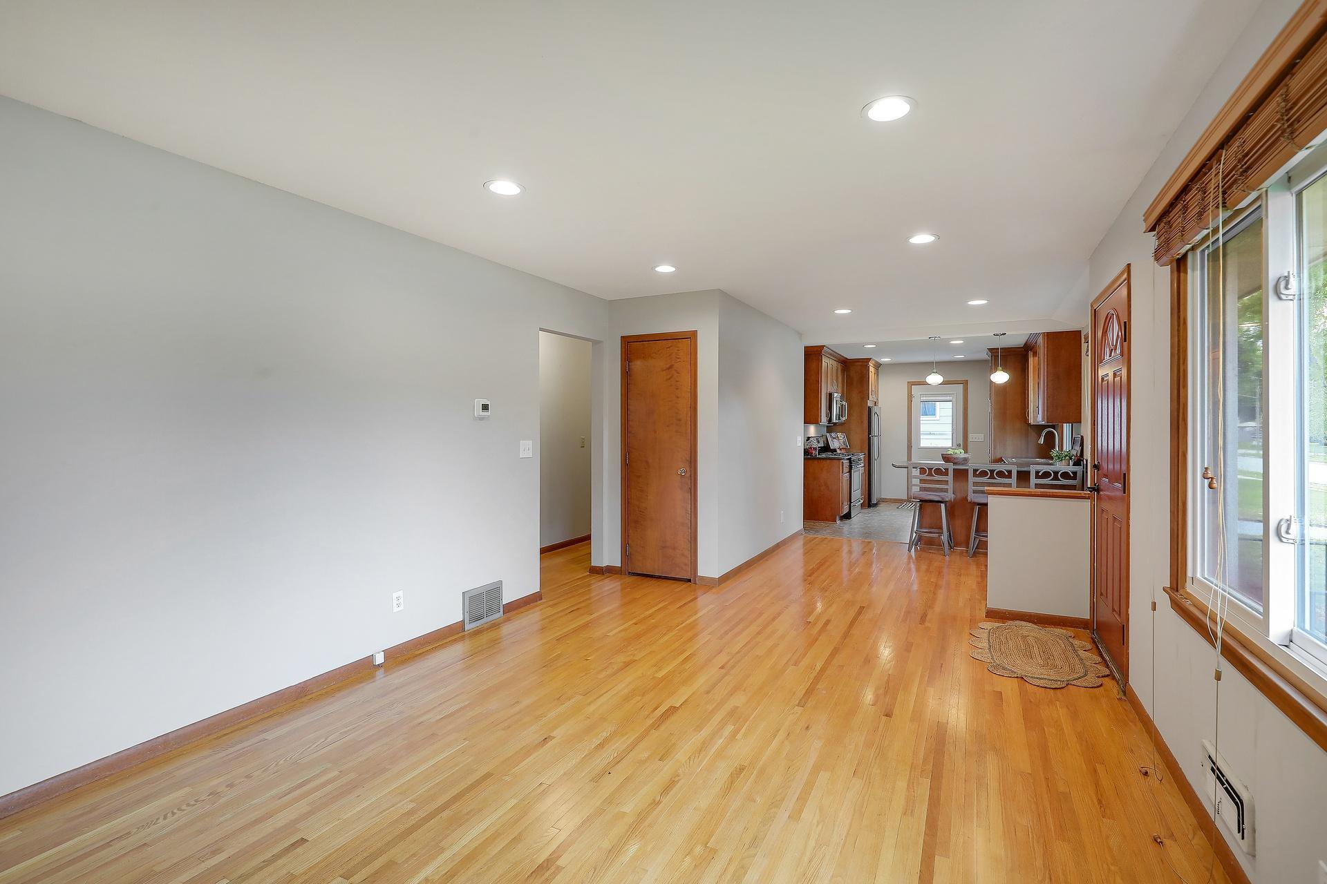 View of Residential at 10307 Nicollet Avenue, Bloomington MN 55420, Bloomington (10 of 40) - Mike Wilen | Minnesota Team Real Estate
