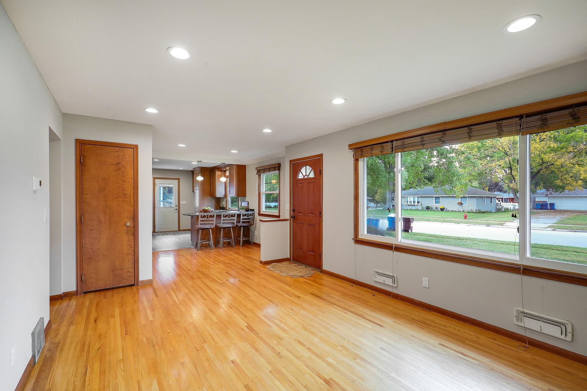 View of Residential at 10307 Nicollet Avenue, Bloomington MN 55420, Bloomington (9 of 40) - Mike Wilen | Minnesota Team Real Estate