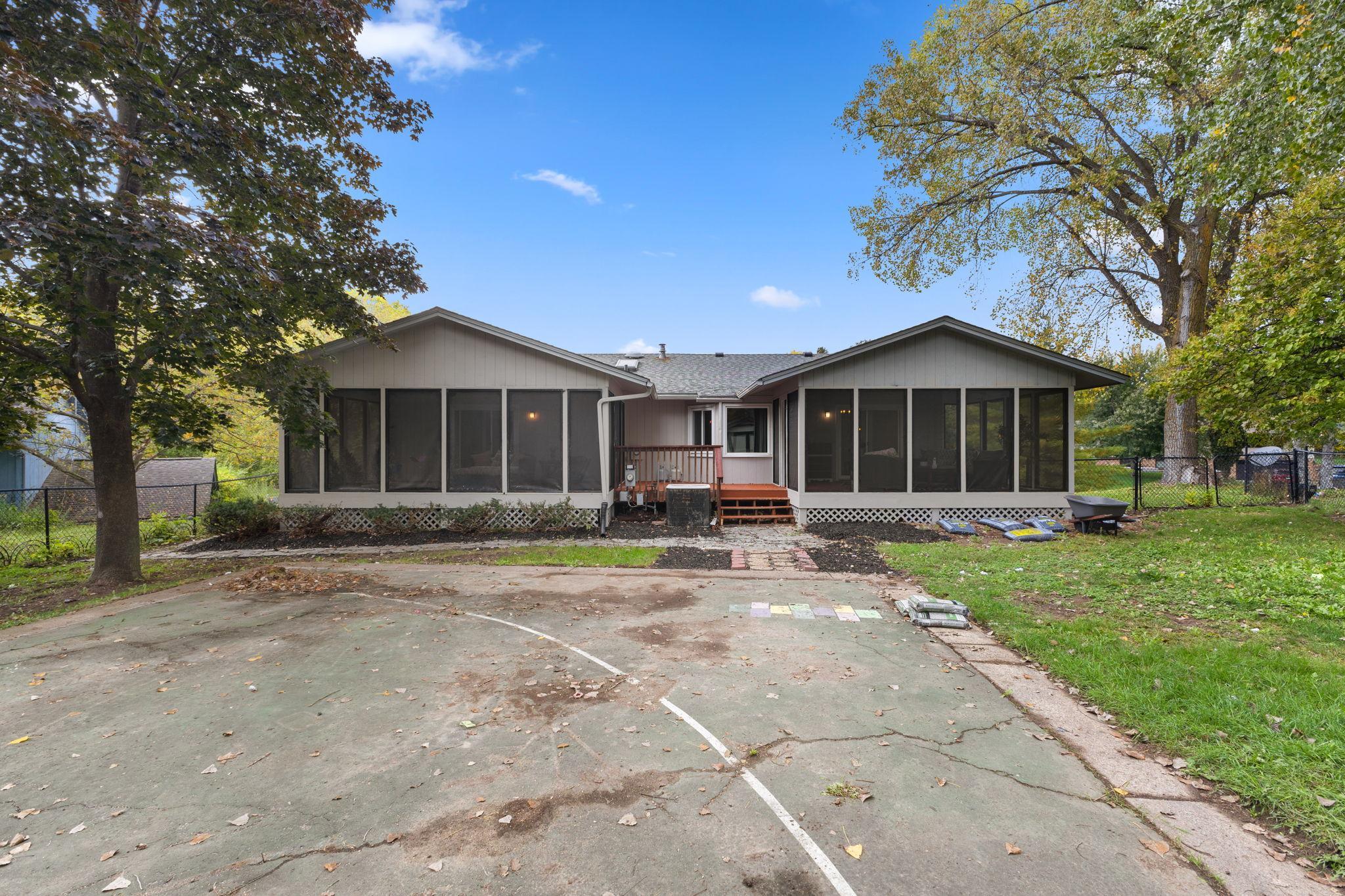 View of Residential at 6646 Cardinal Circle, Maple Grove MN 55369, Maple Grove (36 of 46) - Mike Wilen | Minnesota Team Real Estate