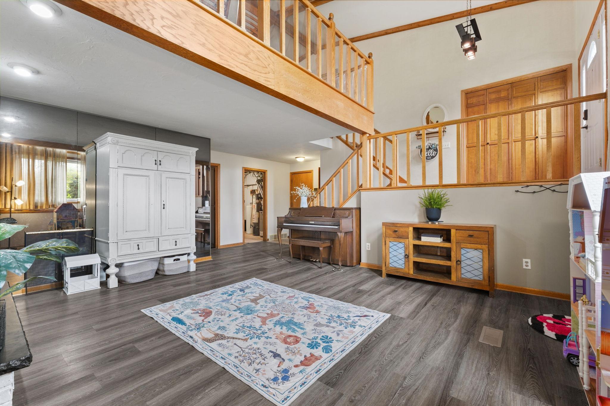 View of Residential at 6646 Cardinal Circle, Maple Grove MN 55369, Maple Grove (27 of 46) - Mike Wilen | Minnesota Team Real Estate