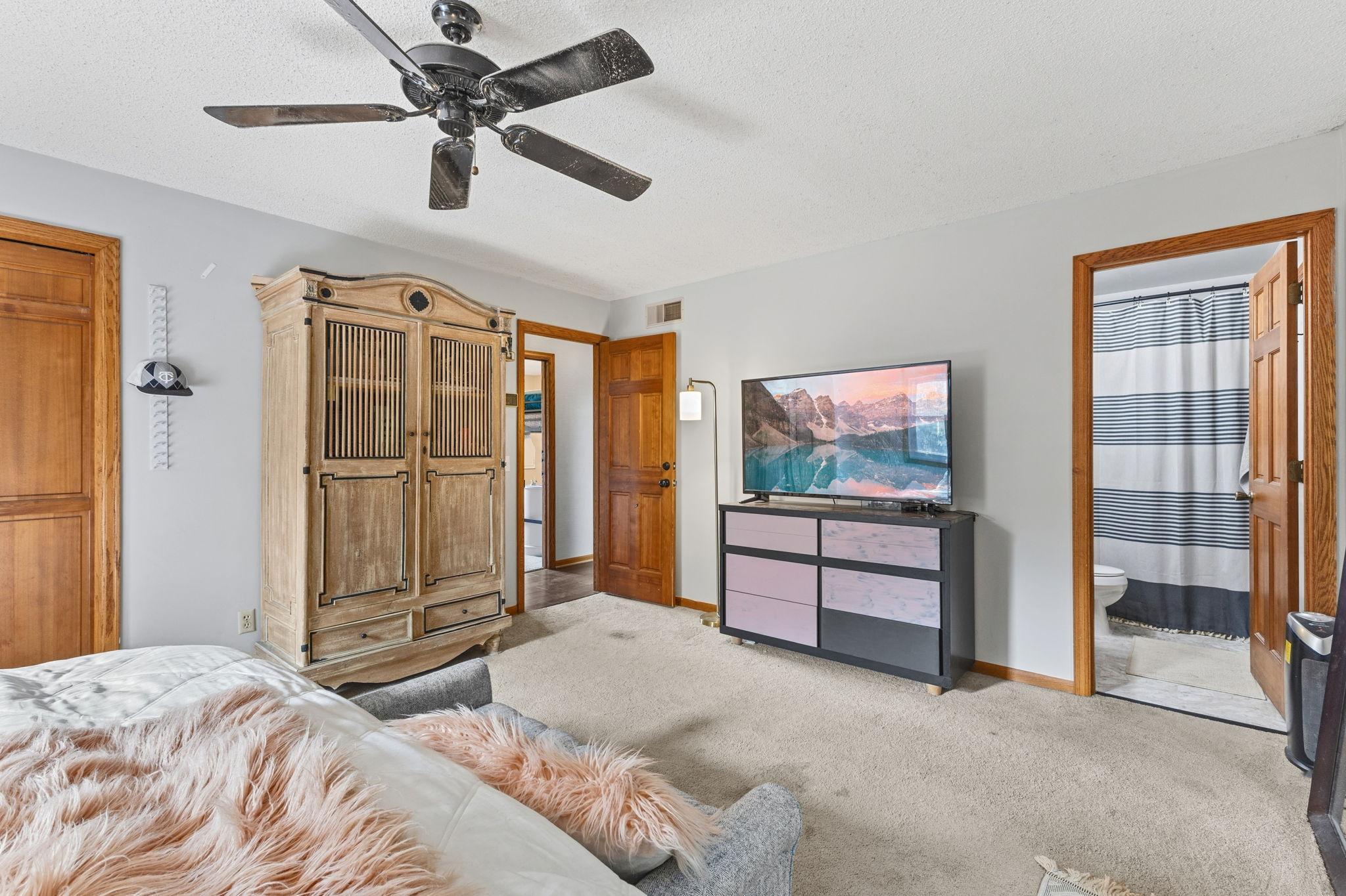 View of Residential at 6646 Cardinal Circle, Maple Grove MN 55369, Maple Grove (31 of 46) - Mike Wilen | Minnesota Team Real Estate