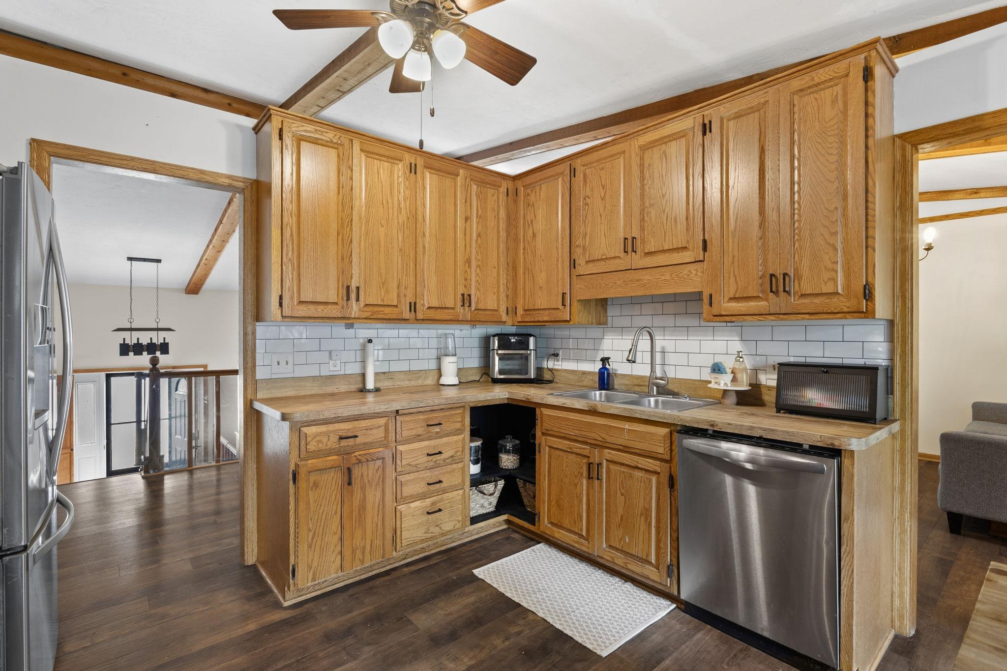 View of Residential at 6646 Cardinal Circle, Maple Grove MN 55369, Maple Grove (19 of 46) - Mike Wilen | Minnesota Team Real Estate