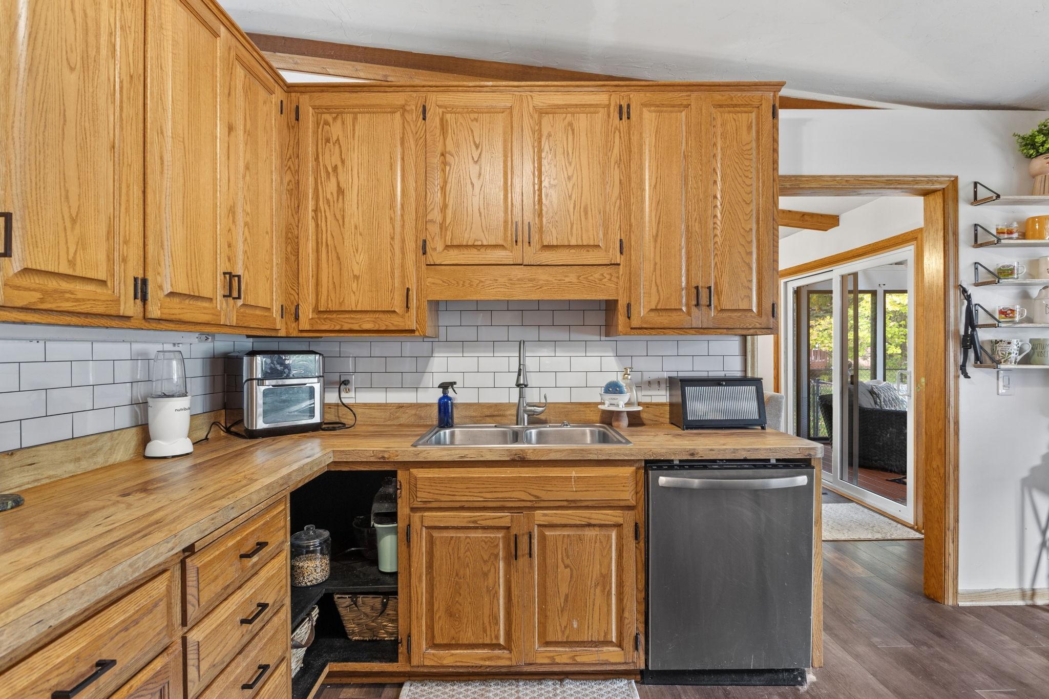 View of Residential at 6646 Cardinal Circle, Maple Grove MN 55369, Maple Grove (14 of 46) - Mike Wilen | Minnesota Team Real Estate