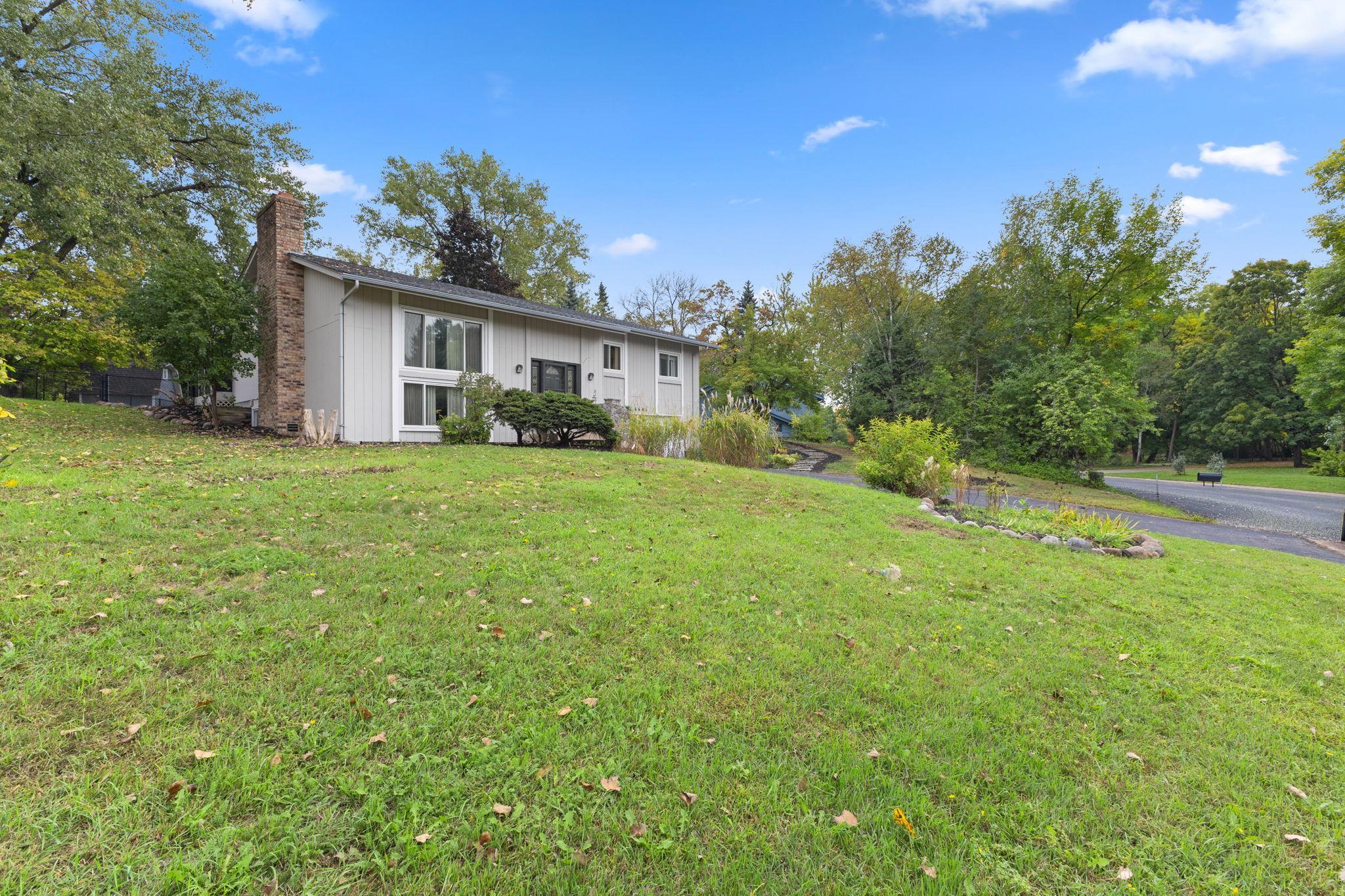View of Residential at 6646 Cardinal Circle, Maple Grove MN 55369, Maple Grove (43 of 46) - Mike Wilen | Minnesota Team Real Estate