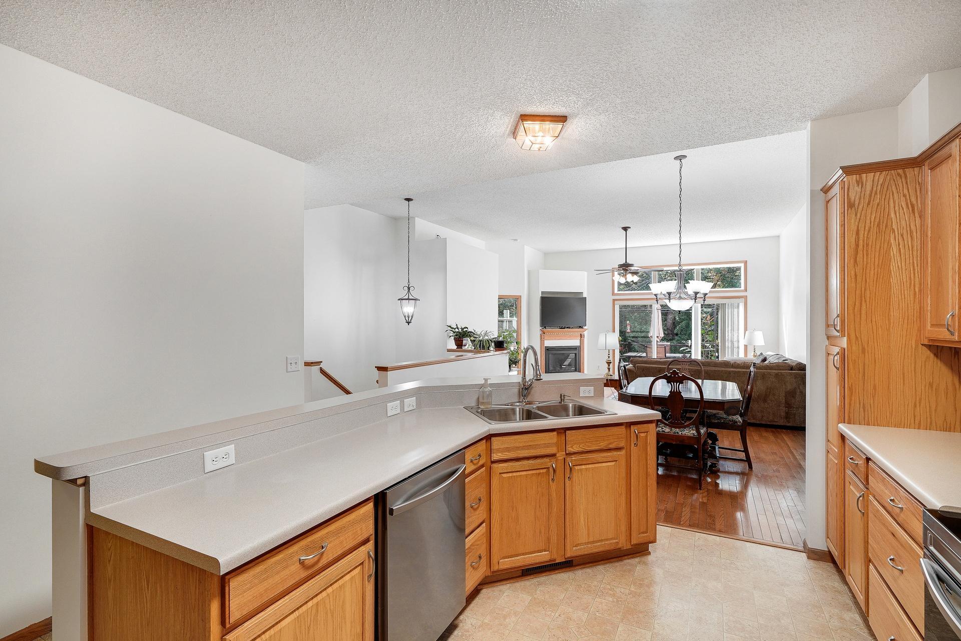View of Residential at 218 River Woods Drive, Saint Paul Park MN 55071, Saint Paul Park (10 of 56) - Mike Wilen | Minnesota Team Real Estate
