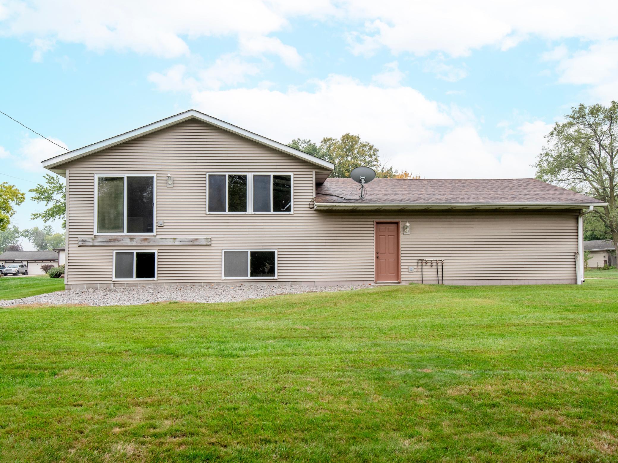 View of Residential at 8112 Lad Parkway, Brooklyn Park MN 55443, Brooklyn Park (43 of 44) - Mike Wilen | Minnesota Team Real Estate