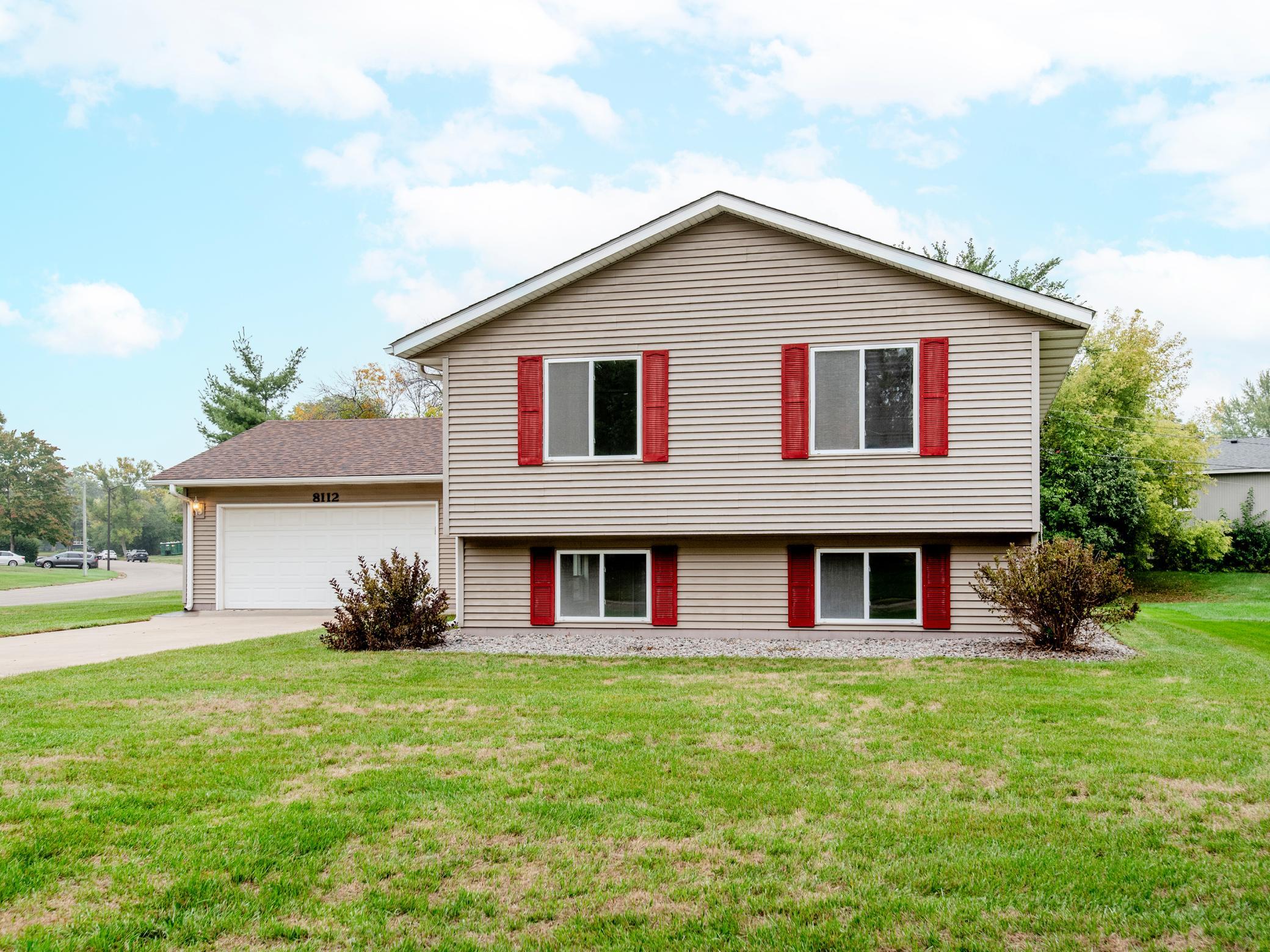 View of Residential at 8112 Lad Parkway, Brooklyn Park MN 55443, Brooklyn Park (40 of 44) - Mike Wilen | Minnesota Team Real Estate