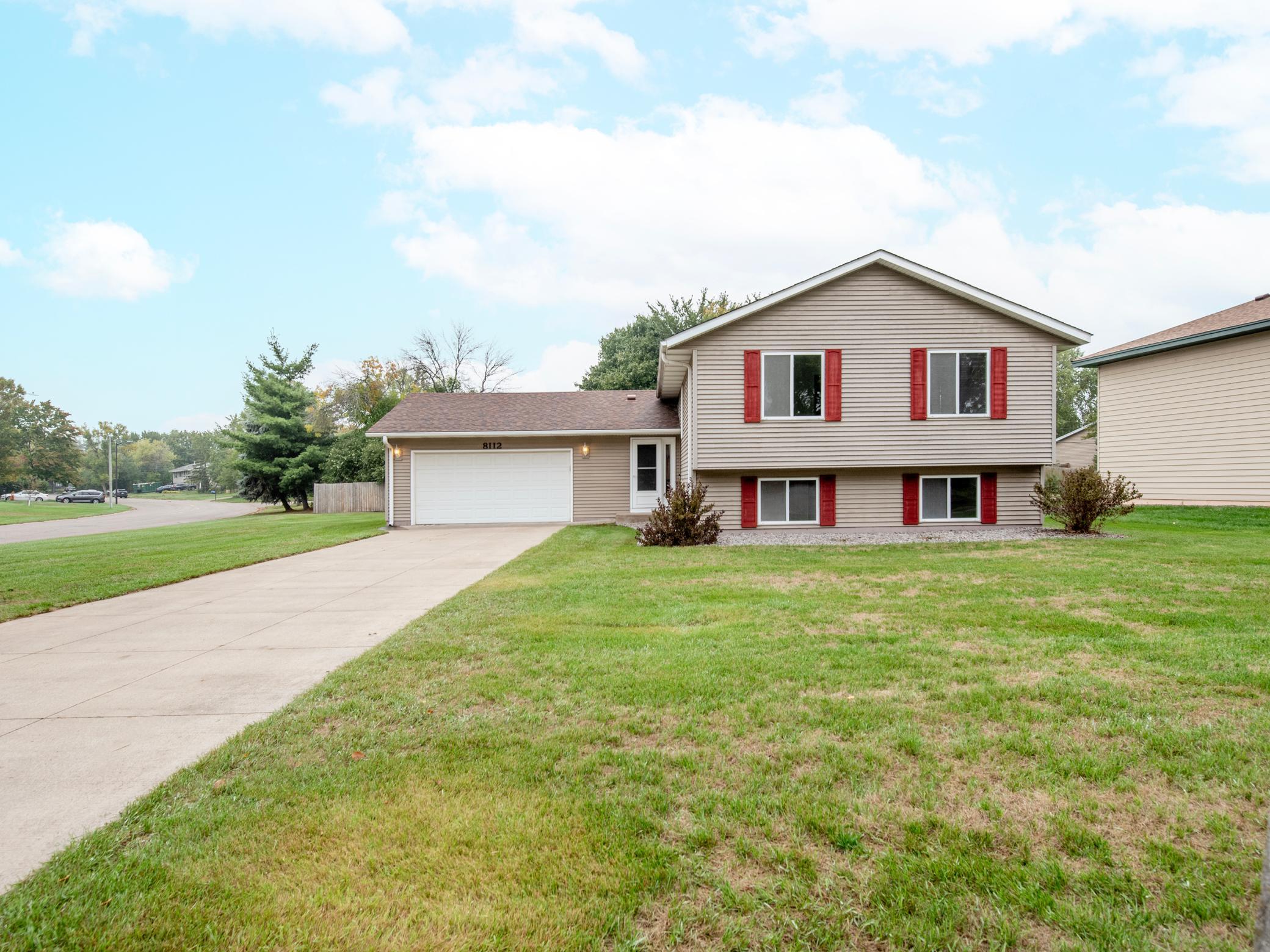 View of Residential at 8112 Lad Parkway, Brooklyn Park MN 55443, Brooklyn Park (39 of 44) - Mike Wilen | Minnesota Team Real Estate