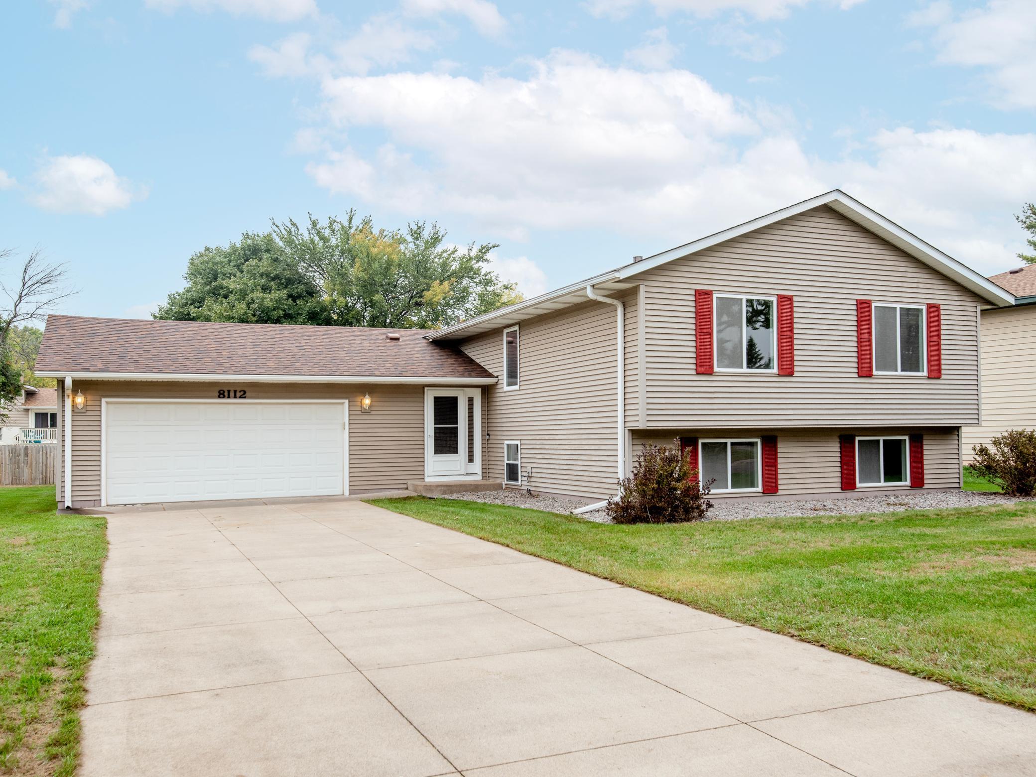 View of Residential at 8112 Lad Parkway, Brooklyn Park MN 55443, Brooklyn Park (38 of 44) - Mike Wilen | Minnesota Team Real Estate