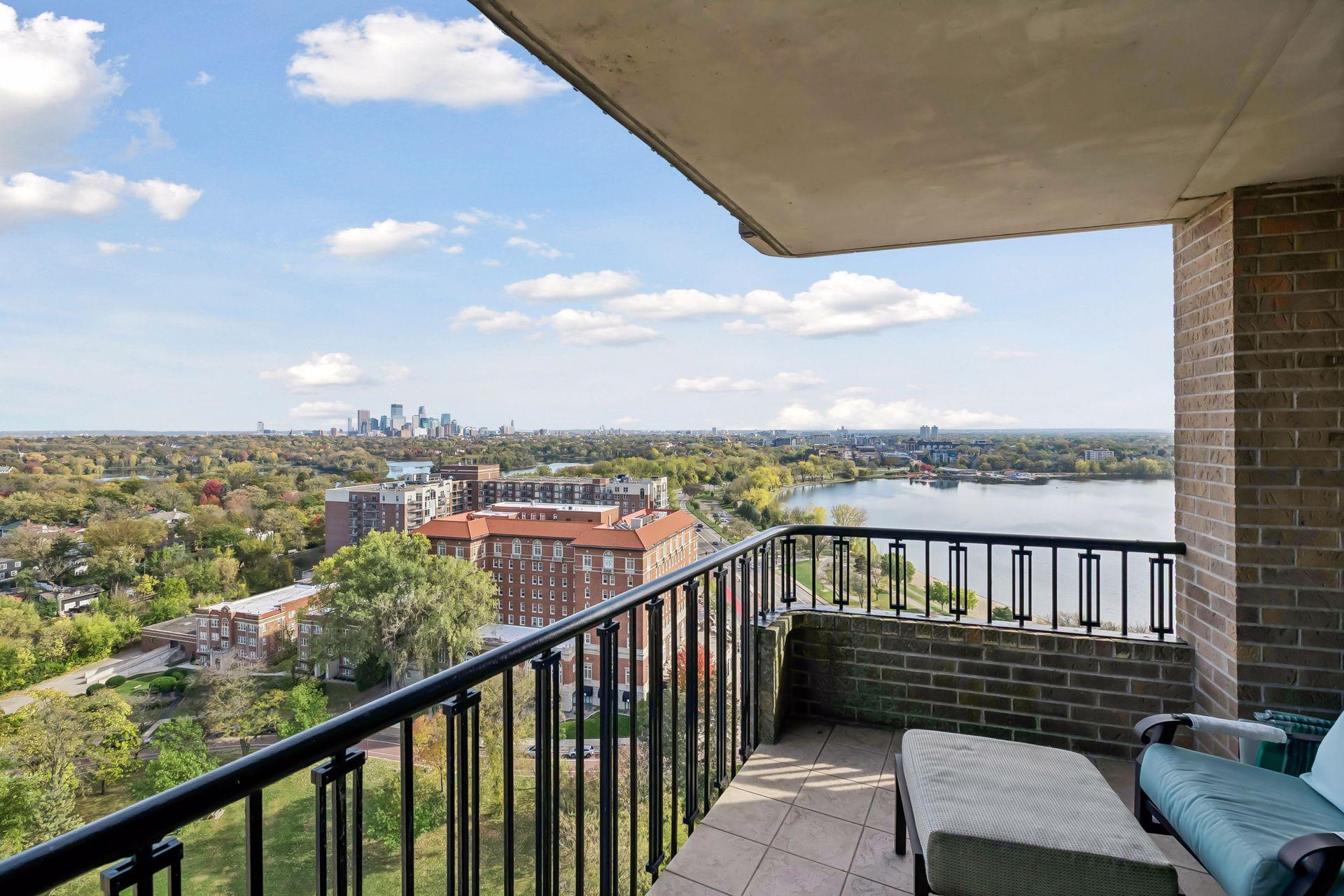 View of Residential at 2950 Dean Parkway #2103, Minneapolis MN 55416, Minneapolis (33 of 60) - Mike Wilen | Minnesota Team Real Estate