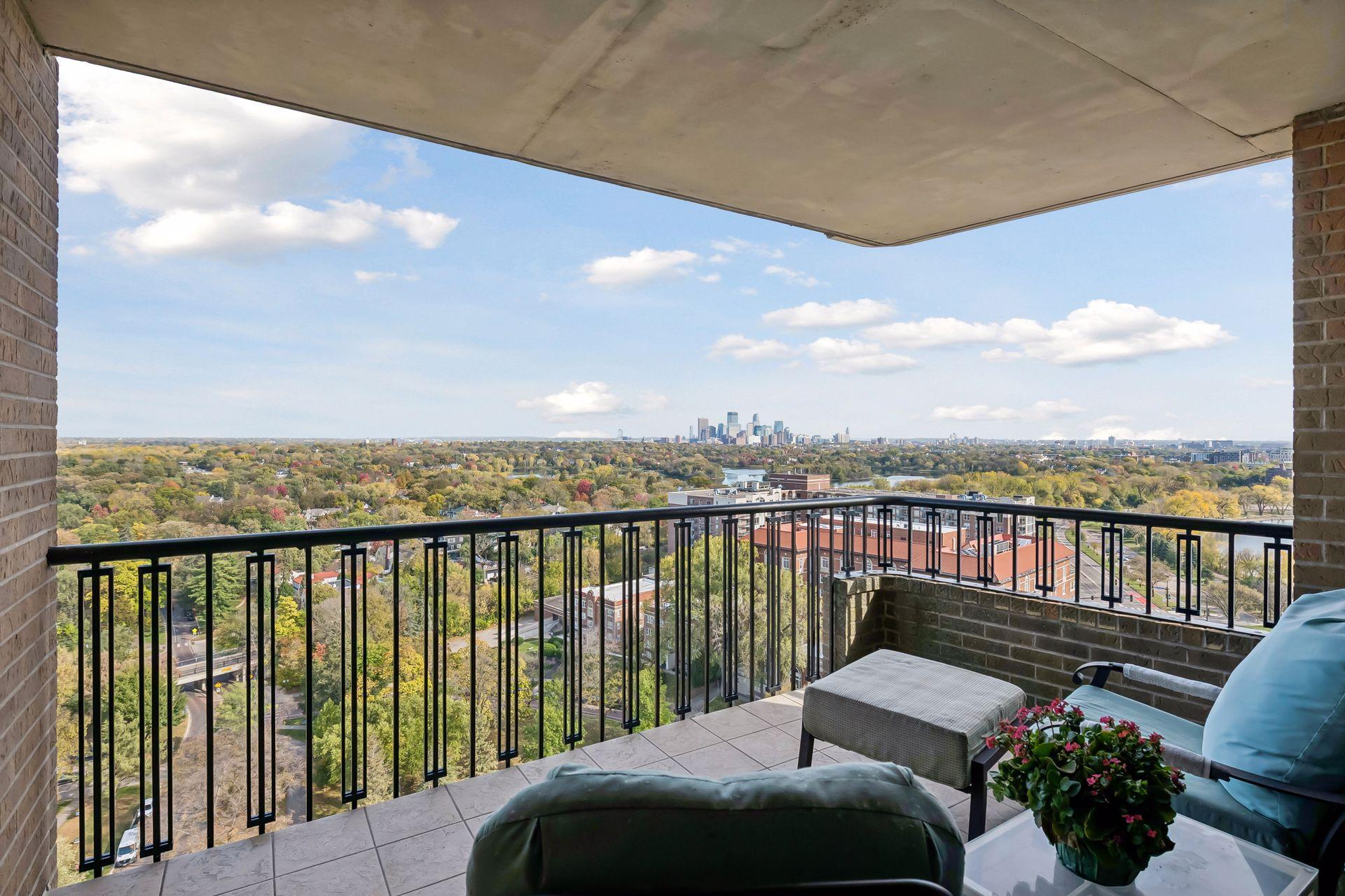 View of Residential at 2950 Dean Parkway #2103, Minneapolis MN 55416, Minneapolis (32 of 60) - Mike Wilen | Minnesota Team Real Estate