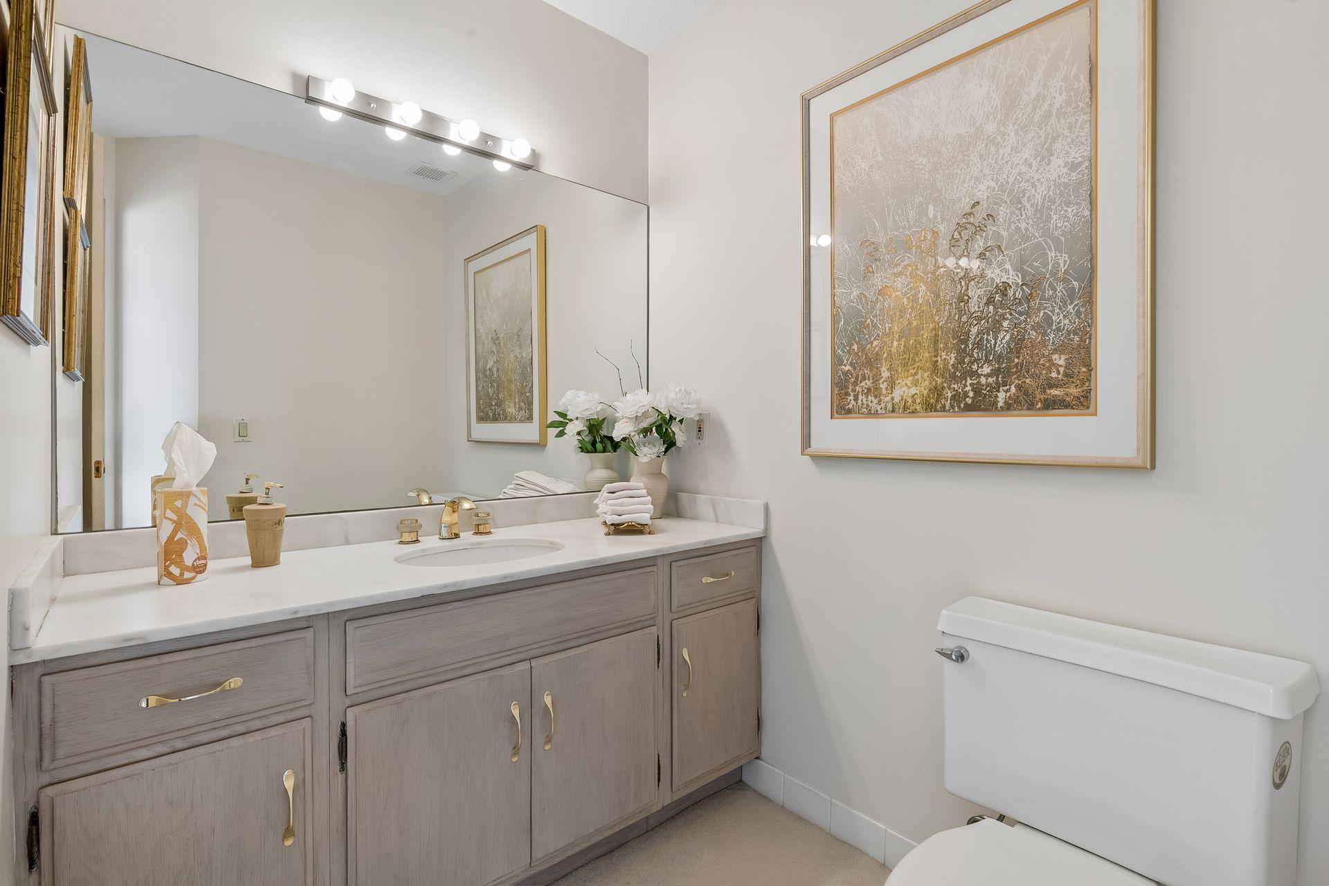 View of Residential at 2950 Dean Parkway #2103, Minneapolis MN 55416, Minneapolis (31 of 60) - Mike Wilen | Minnesota Team Real Estate