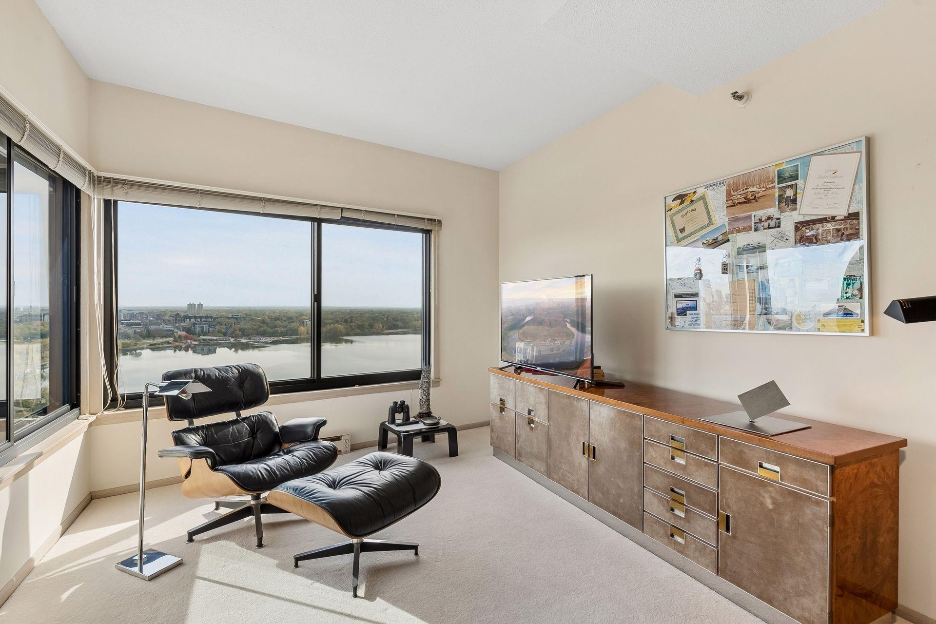 View of Residential at 2950 Dean Parkway #2103, Minneapolis MN 55416, Minneapolis (13 of 60) - Mike Wilen | Minnesota Team Real Estate