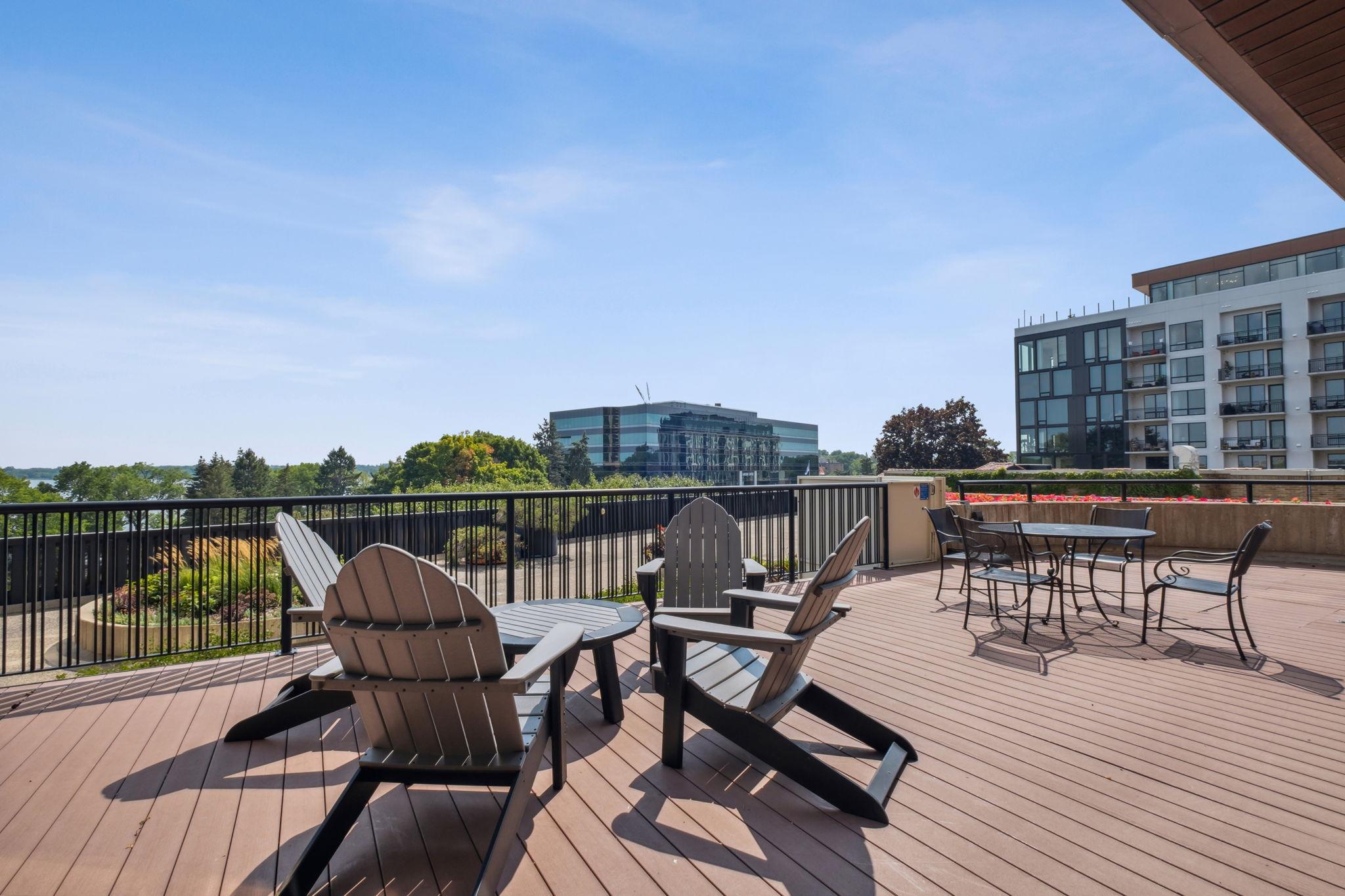 View of Residential at 2950 Dean Parkway #2103, Minneapolis MN 55416, Minneapolis (49 of 60) - Mike Wilen | Minnesota Team Real Estate