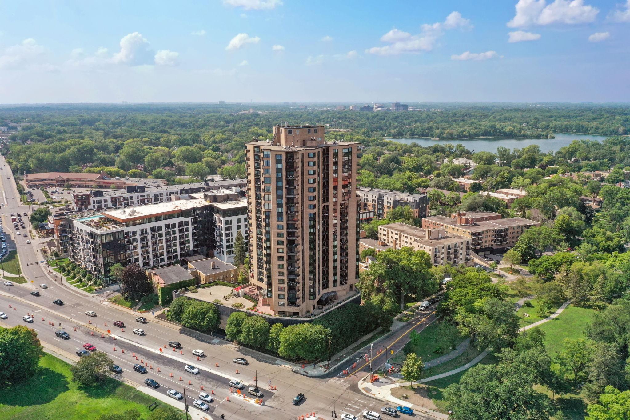 View of Residential at 2950 Dean Parkway #2103, Minneapolis MN 55416, Minneapolis (38 of 60) - Mike Wilen | Minnesota Team Real Estate