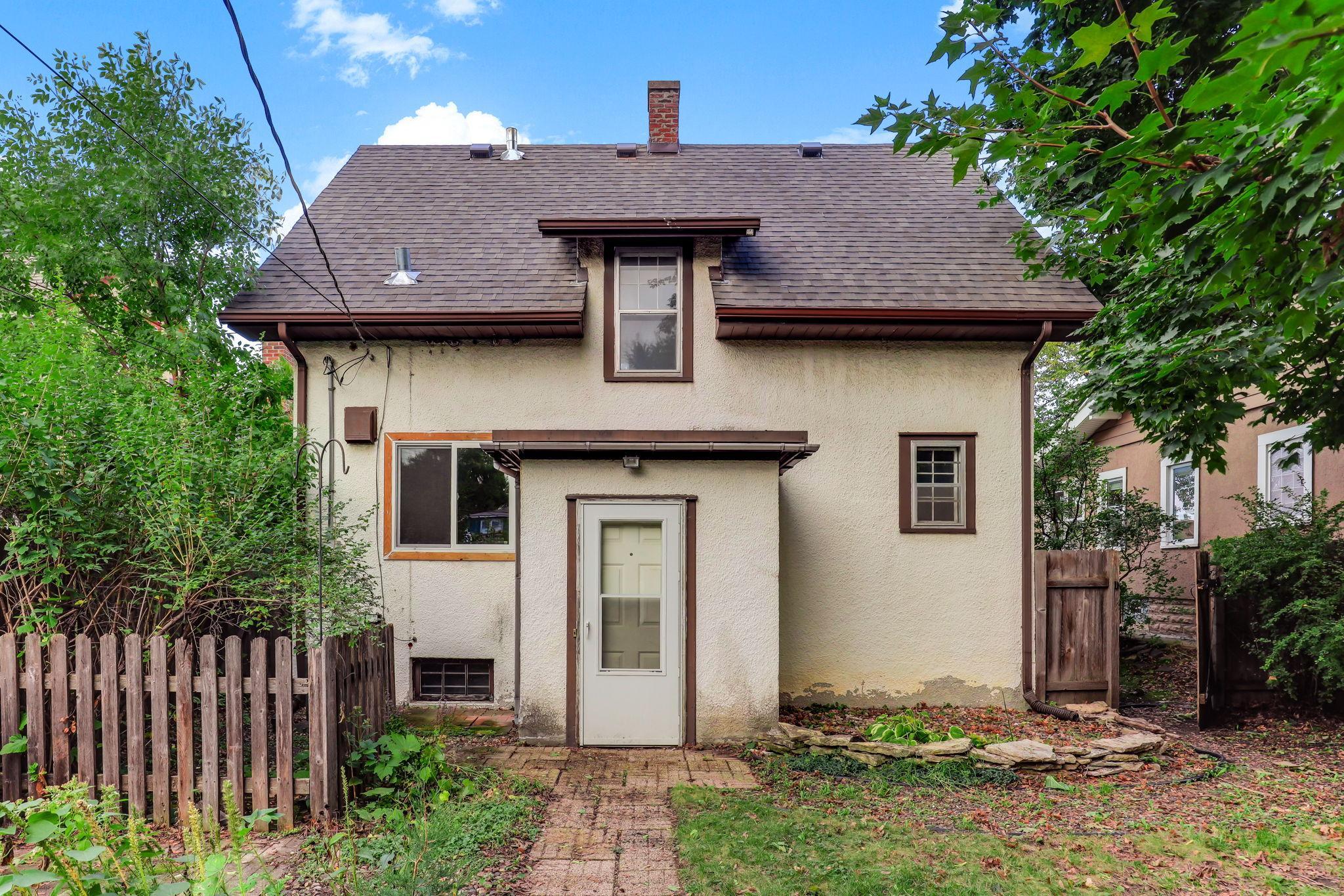 View of Residential at 4334 Stevens Avenue, Minneapolis MN 55409, Minneapolis (22 of 29) - Mike Wilen | Minnesota Team Real Estate
