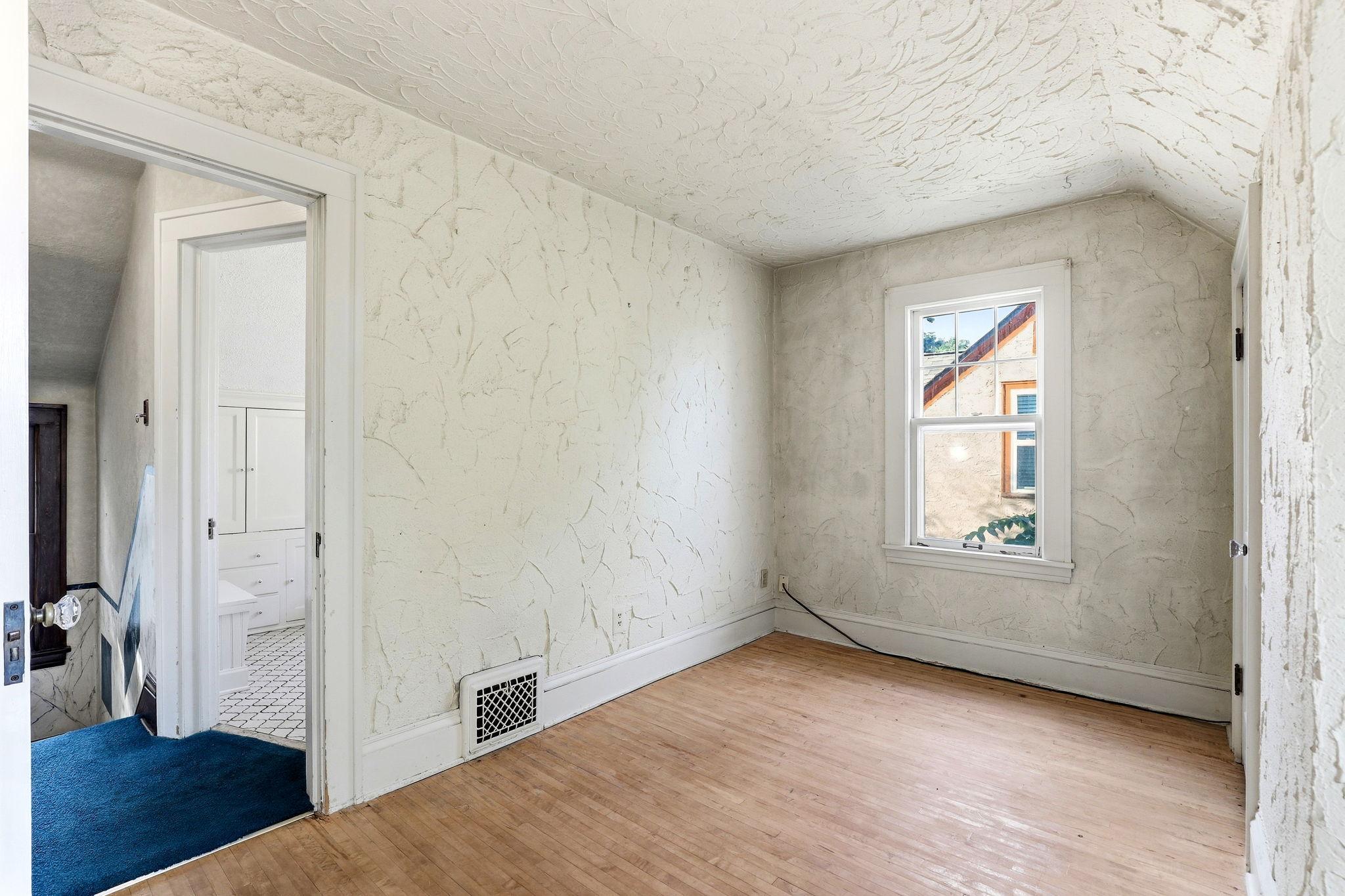 View of Residential at 4334 Stevens Avenue, Minneapolis MN 55409, Minneapolis (16 of 29) - Mike Wilen | Minnesota Team Real Estate