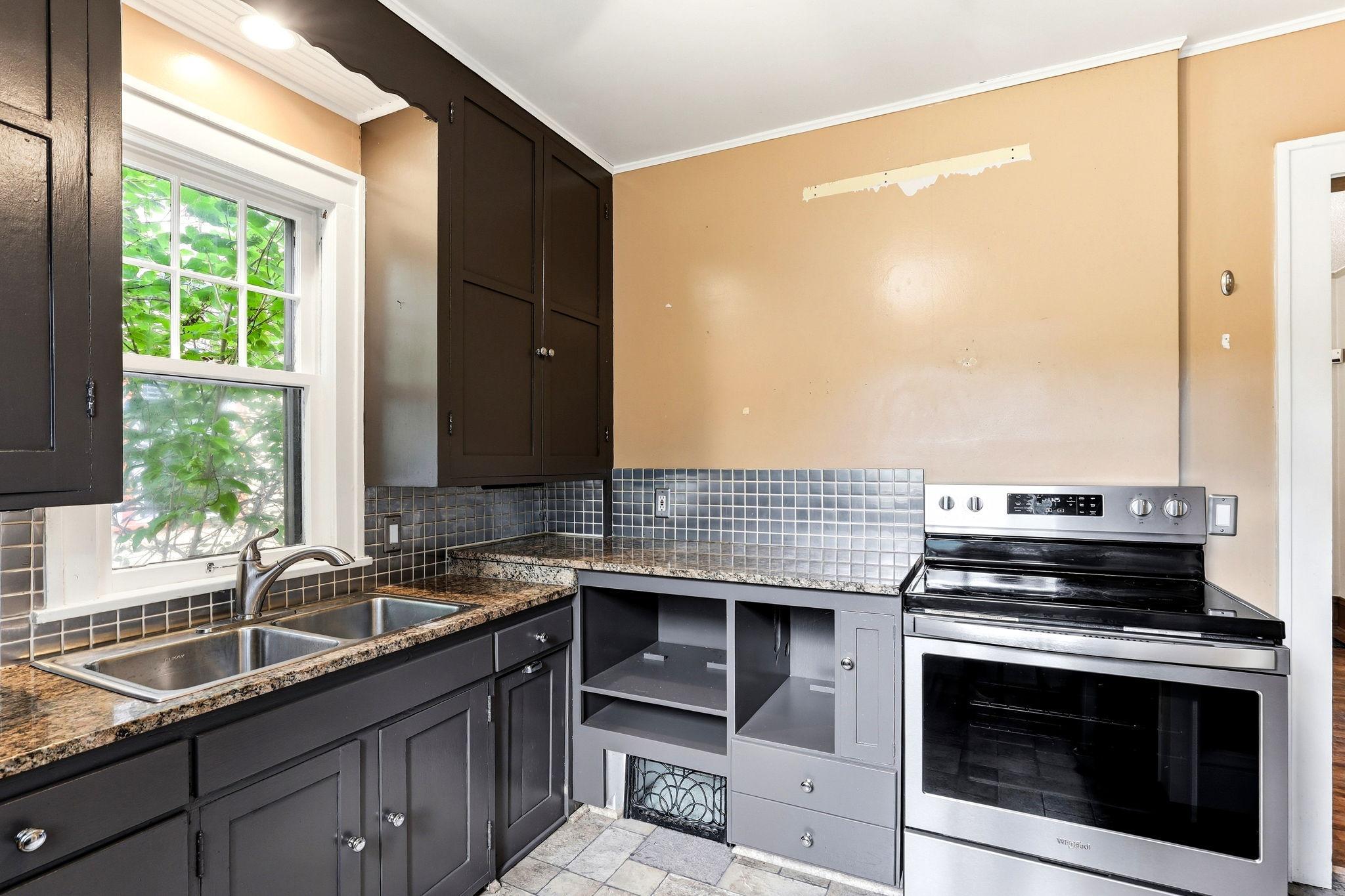 View of Residential at 4334 Stevens Avenue, Minneapolis MN 55409, Minneapolis (12 of 29) - Mike Wilen | Minnesota Team Real Estate