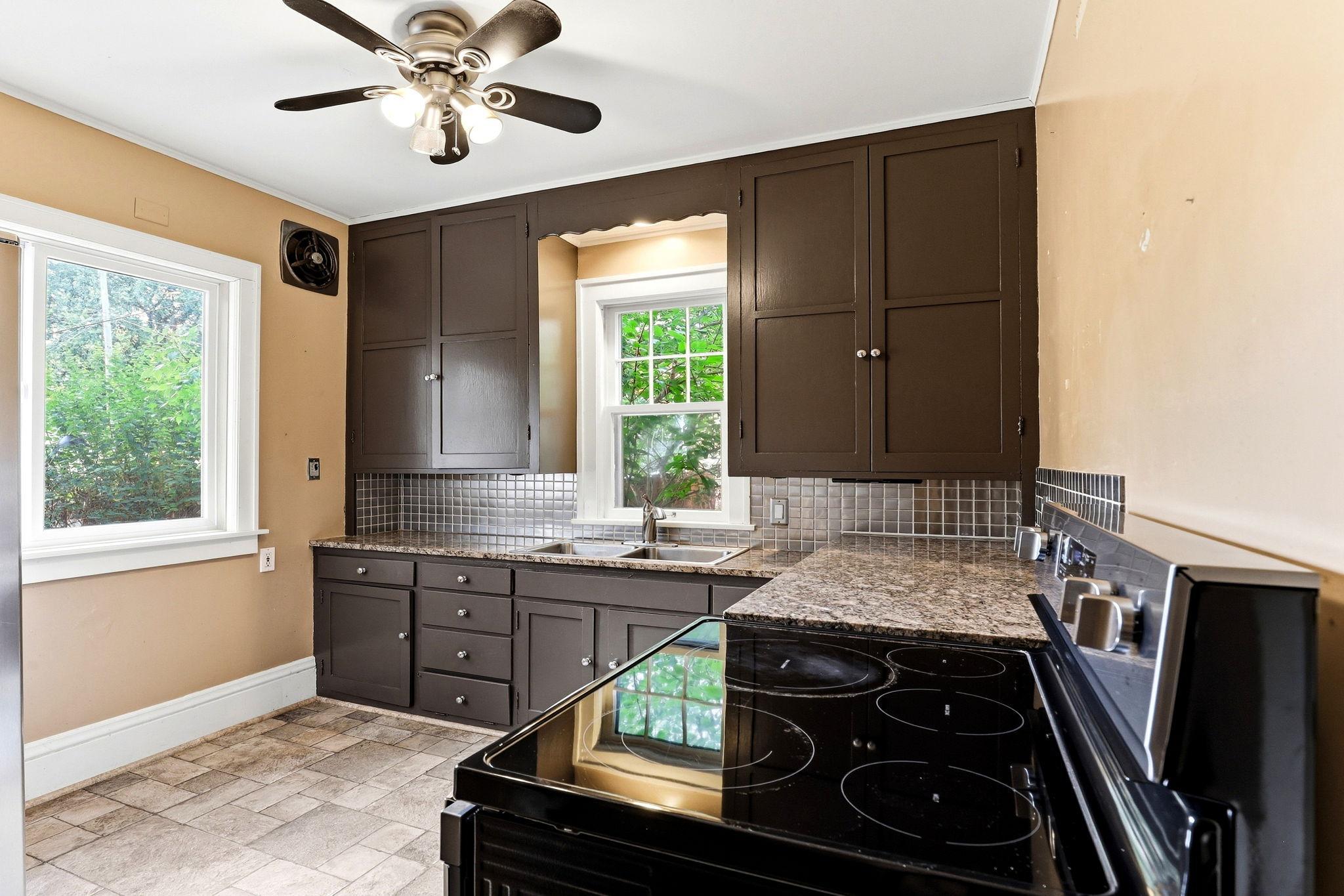 View of Residential at 4334 Stevens Avenue, Minneapolis MN 55409, Minneapolis (11 of 29) - Mike Wilen | Minnesota Team Real Estate