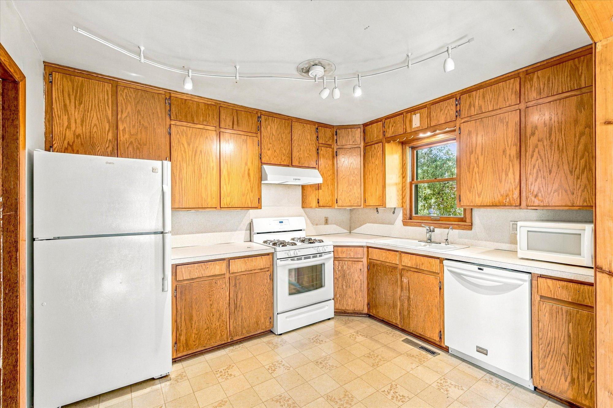 View of Residential at 240 Eliot Avenue, Rush City MN 55069, Rush City (9 of 31) - Mike Wilen | Minnesota Team Real Estate