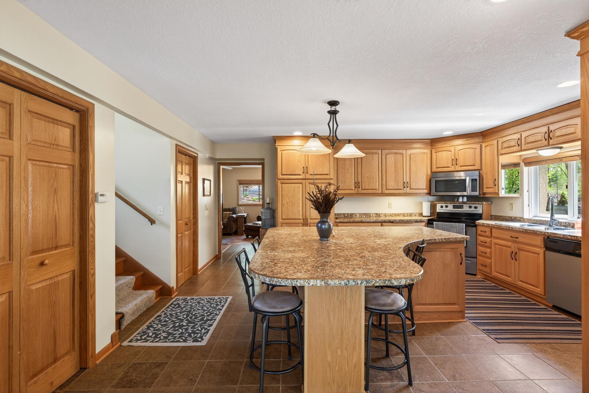 View of Residential at 9551 Riverview Road, Eden Prairie MN 55347, Eden Prairie (4 of 25) - Mike Wilen | Minnesota Team Real Estate