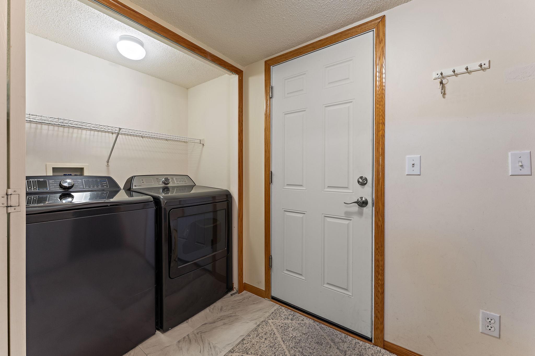 View of Residential at 6750 158th Street, Apple Valley MN 55124, Apple Valley (28 of 33) - Mike Wilen | Minnesota Team Real Estate