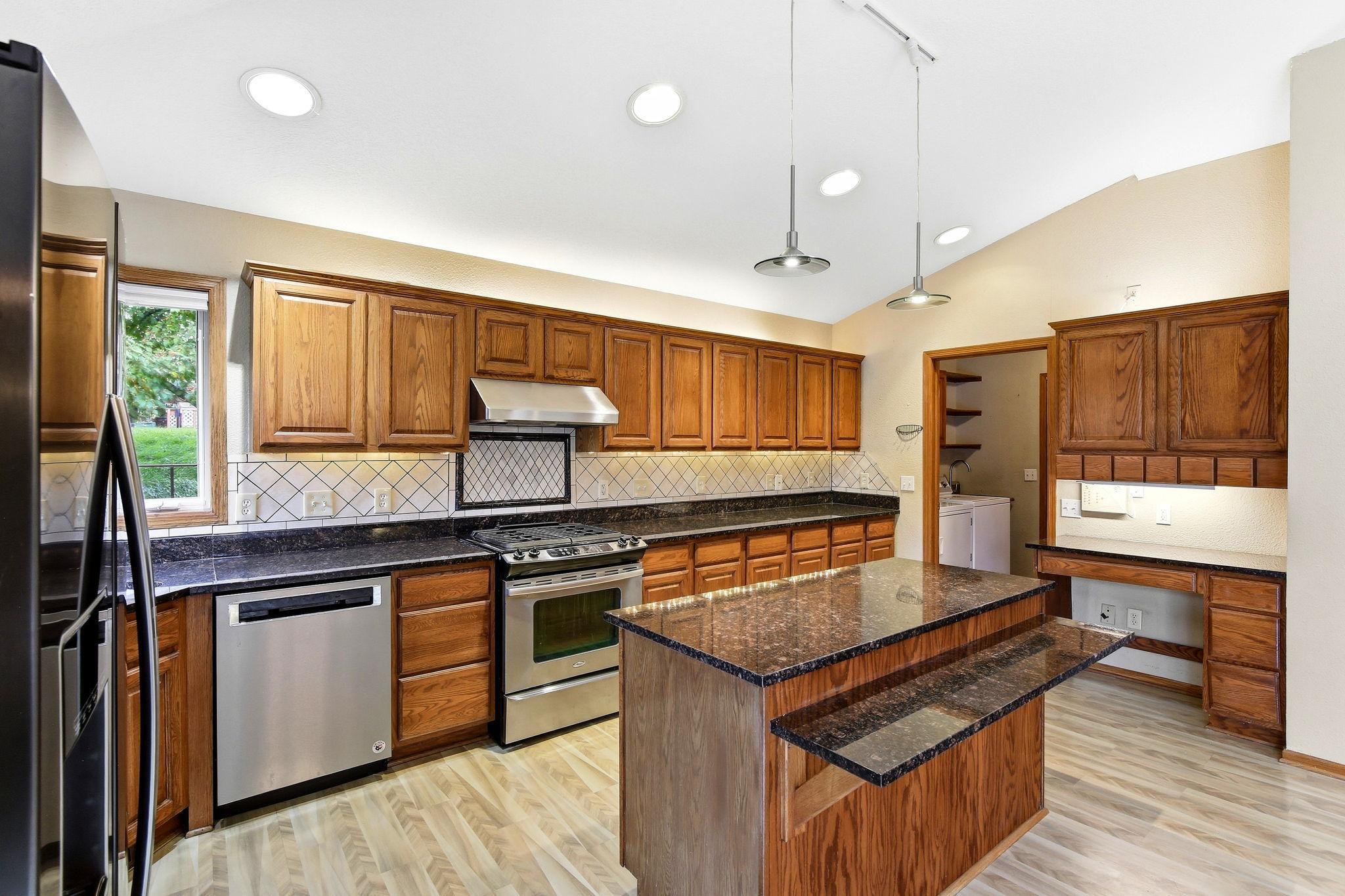 View of Residential at 2646 Shadow Lane, Chaska MN 55318, Chaska (11 of 33) - Mike Wilen | Minnesota Team Real Estate