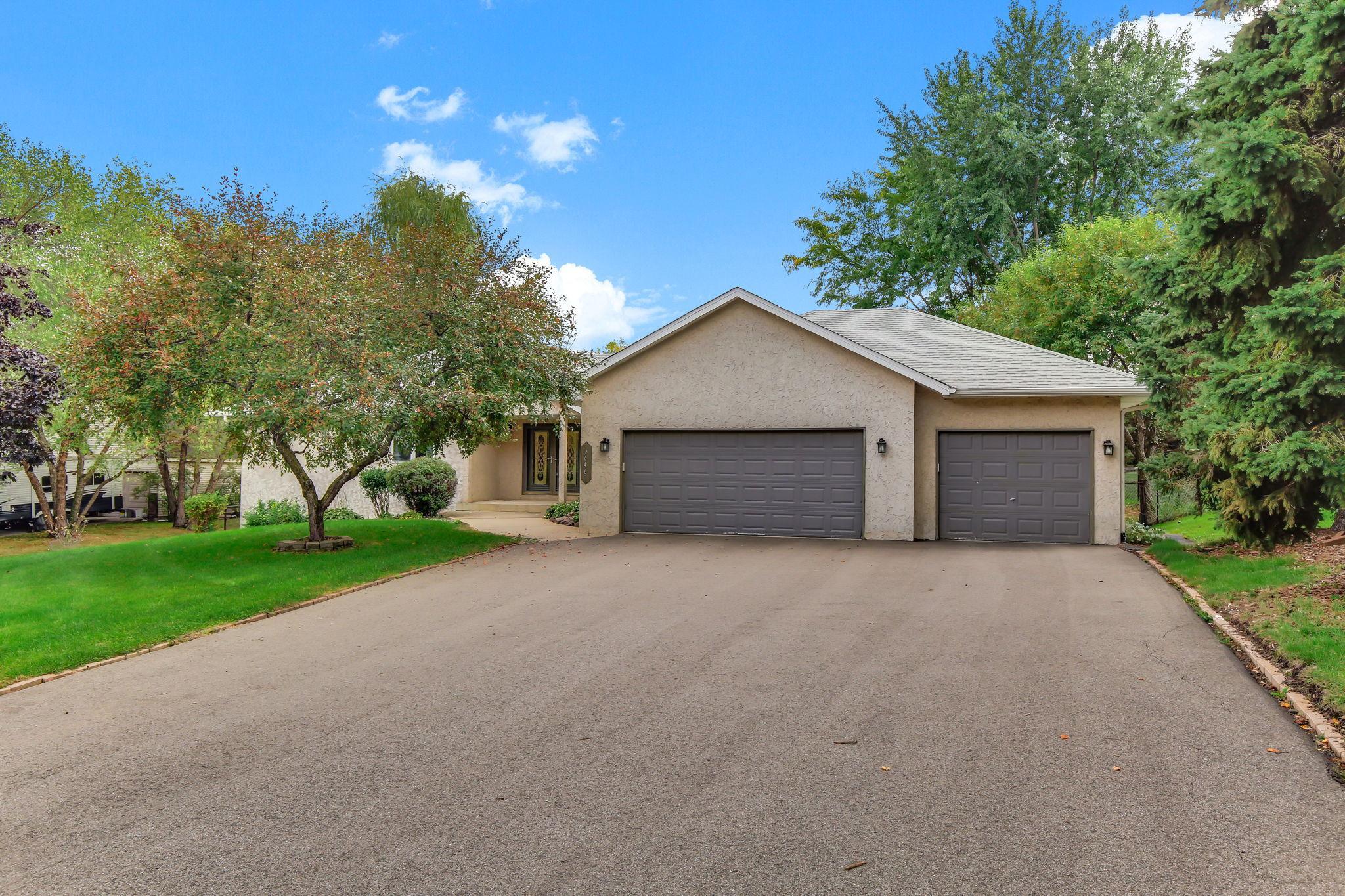 View of Residential at 2646 Shadow Lane, Chaska MN 55318, Chaska (2 of 33) - Mike Wilen | Minnesota Team Real Estate
