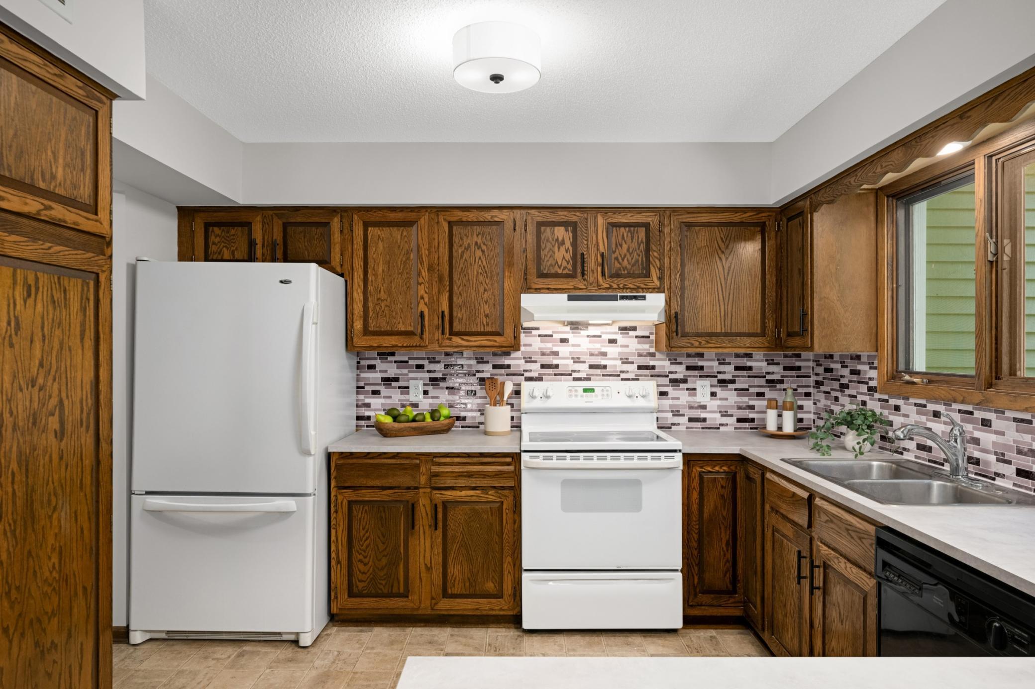 View of Residential at 6775 192nd Avenue, Eden Prairie MN 55346, Eden Prairie (8 of 45) - Mike Wilen | Minnesota Team Real Estate