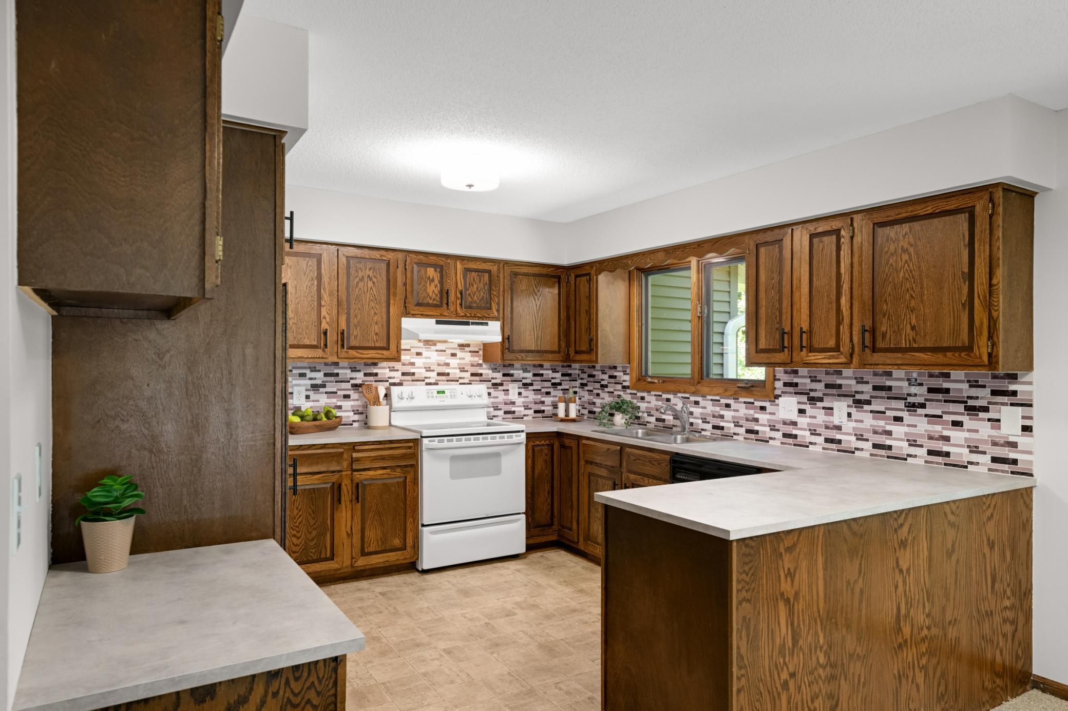 View of Residential at 6775 192nd Avenue, Eden Prairie MN 55346, Eden Prairie (9 of 45) - Mike Wilen | Minnesota Team Real Estate