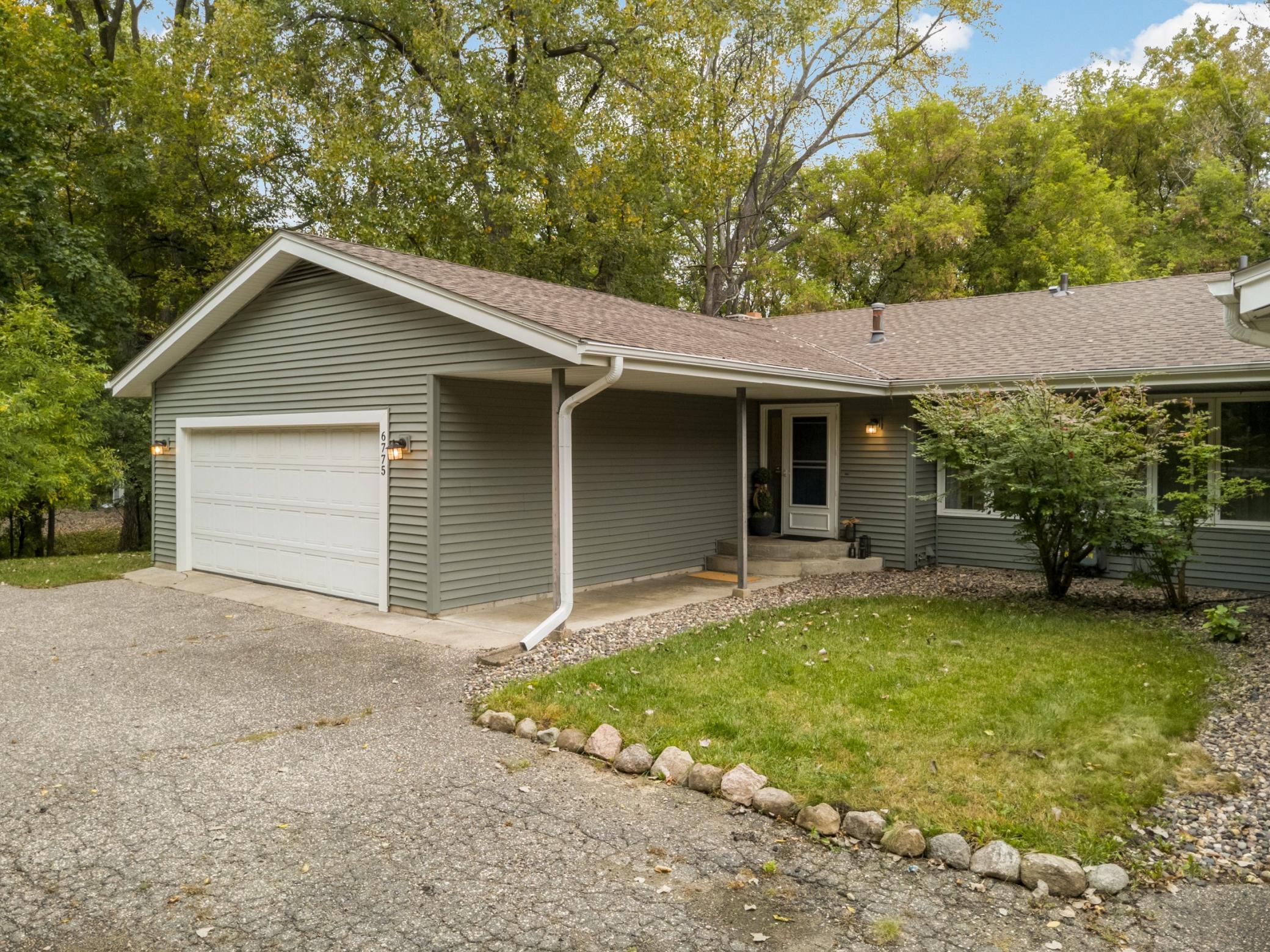 View of Twin Home at 6775 192nd Avenue, Eden Prairie - Mike Wilen | Minnesota Team Real Estate