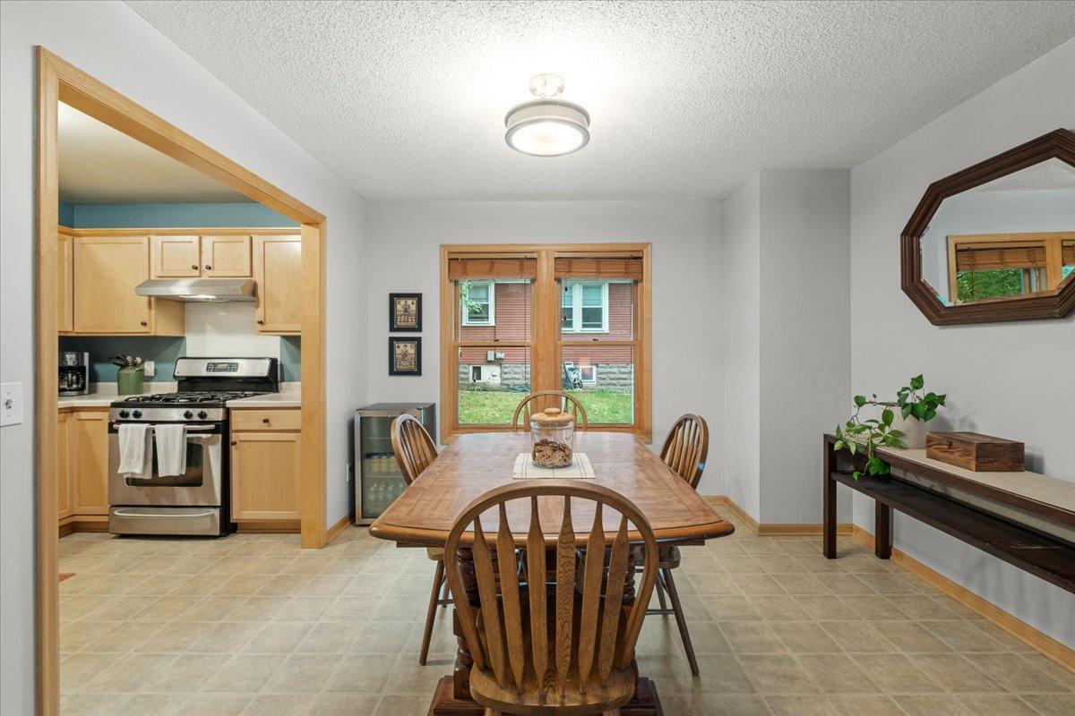 View of Residential at 220 Baker Street, Saint Paul MN 55107, Saint Paul (7 of 24) - Mike Wilen | Minnesota Team Real Estate