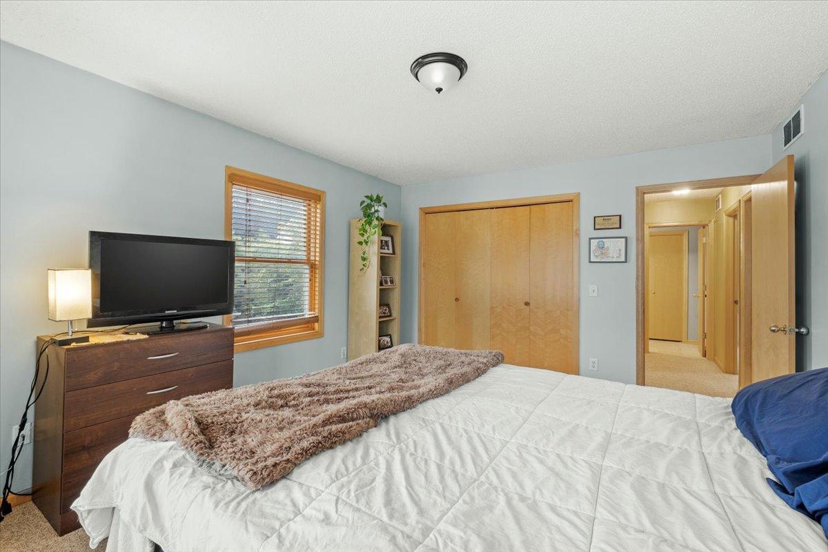 View of Residential at 220 Baker Street, Saint Paul MN 55107, Saint Paul (13 of 24) - Mike Wilen | Minnesota Team Real Estate