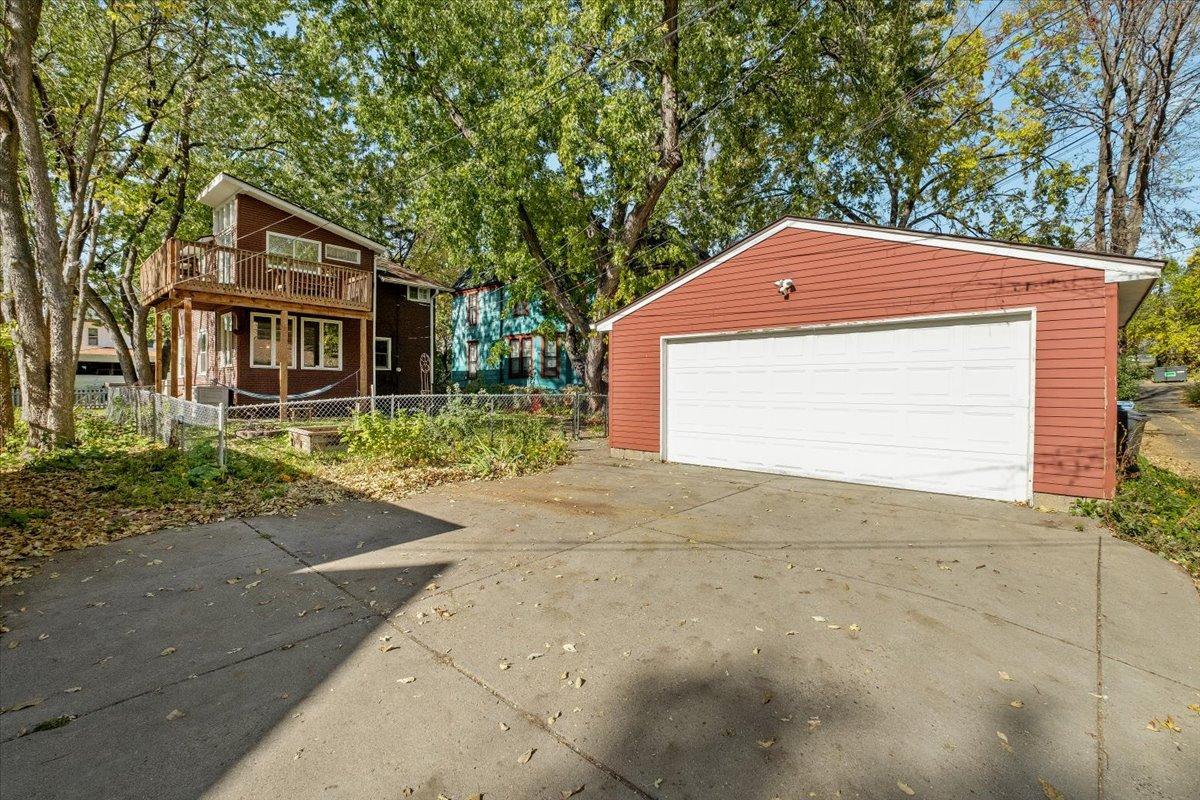 View of Residential at 2637 2nd Avenue, Minneapolis MN 55408, Minneapolis (25 of 25) - Mike Wilen | Minnesota Team Real Estate