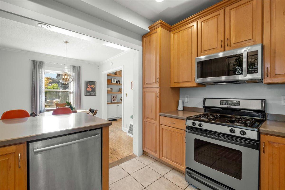 View of Residential at 2637 2nd Avenue, Minneapolis MN 55408, Minneapolis (11 of 25) - Mike Wilen | Minnesota Team Real Estate