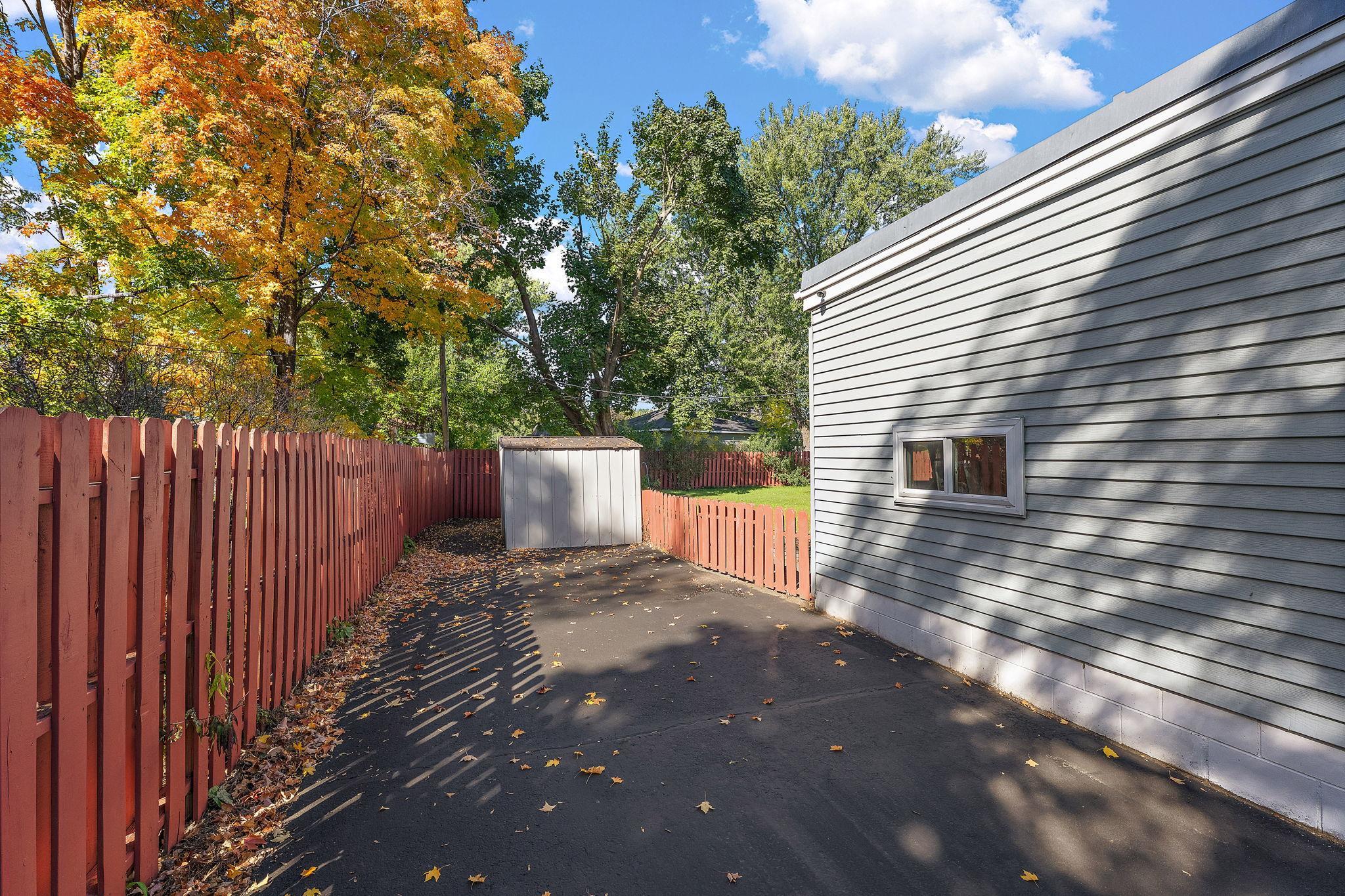 View of Residential at 10426 6th Street, Blaine MN 55434, Blaine (29 of 30) - Mike Wilen | Minnesota Team Real Estate