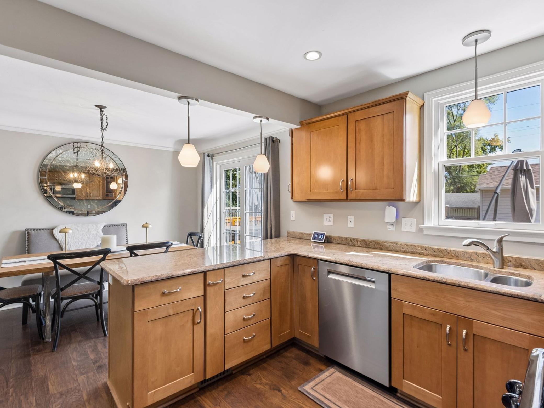 View of Residential at 5525 Upton Avenue, Minneapolis MN 55410, Minneapolis (14 of 48) - Mike Wilen | Minnesota Team Real Estate