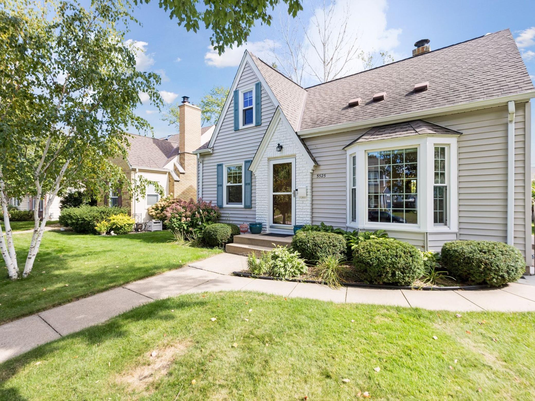 View of Residential at 5525 Upton Avenue, Minneapolis MN 55410, Minneapolis (2 of 48) - Mike Wilen | Minnesota Team Real Estate