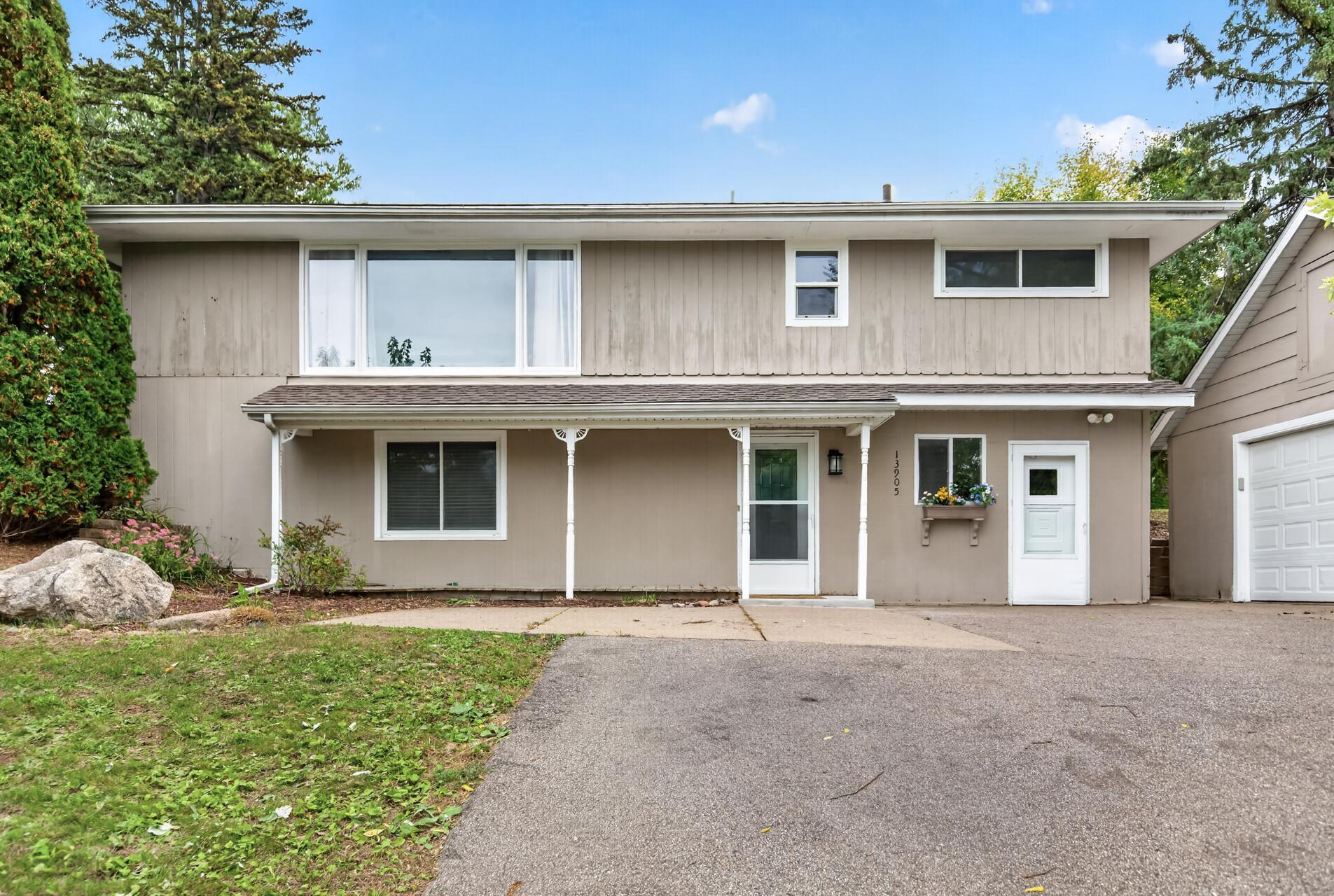 View of Residential at 13905 Steven Road, Burnsville MN 55337, Burnsville (29 of 38) - Mike Wilen | Minnesota Team Real Estate