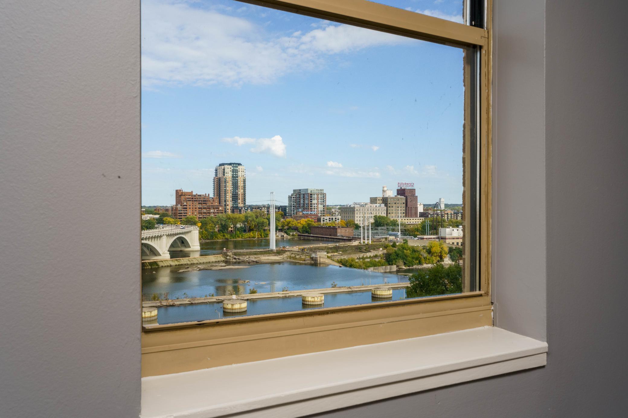 View of Residential at 401 1st Street #822, Minneapolis MN 55401, Minneapolis (15 of 40) - Mike Wilen | Minnesota Team Real Estate