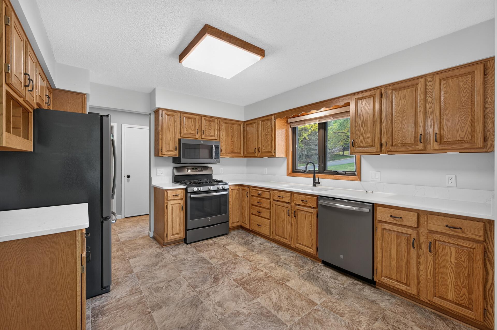 View of Residential at 4867 Richard Lane, Eagan MN 55122, Eagan (5 of 42) - Mike Wilen | Minnesota Team Real Estate