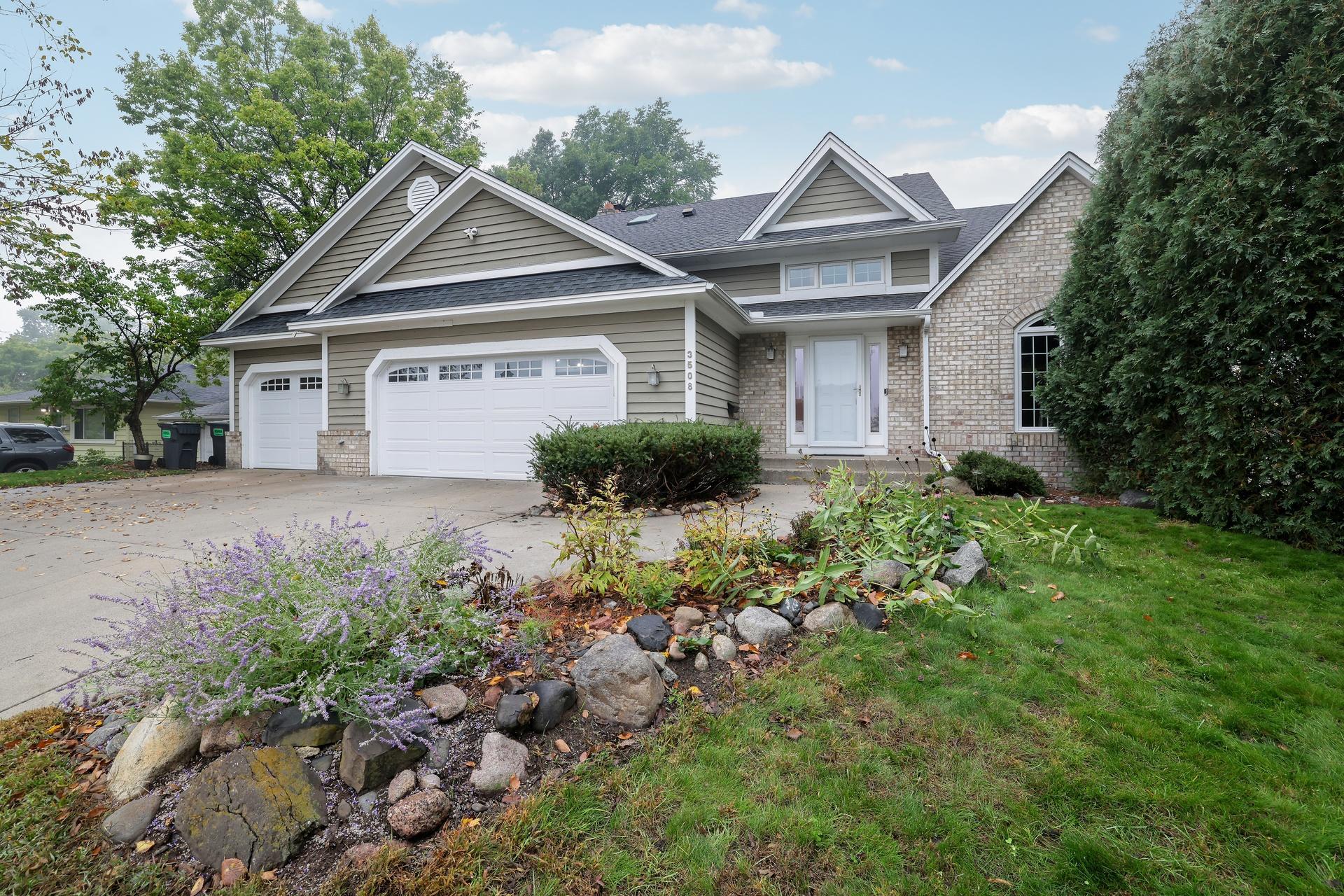 View of Single Family at 3508 Silver Lake Road, Saint Anthony - Mike Wilen | Minnesota Team Real Estate