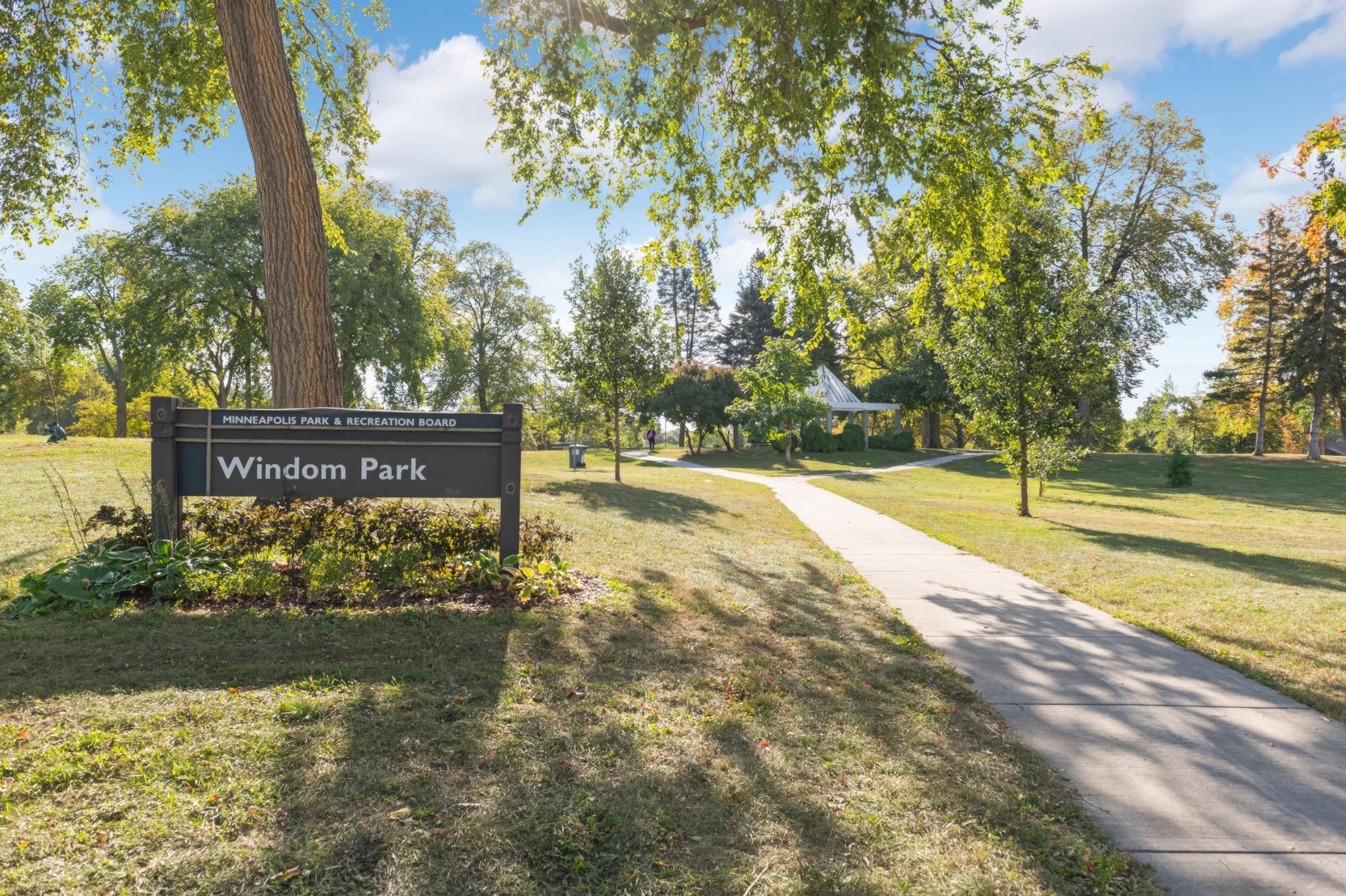 View of Residential Income at 2406 Pierce Street, Minneapolis MN 55418, Minneapolis (29 of 37) - Mike Wilen | Minnesota Team Real Estate