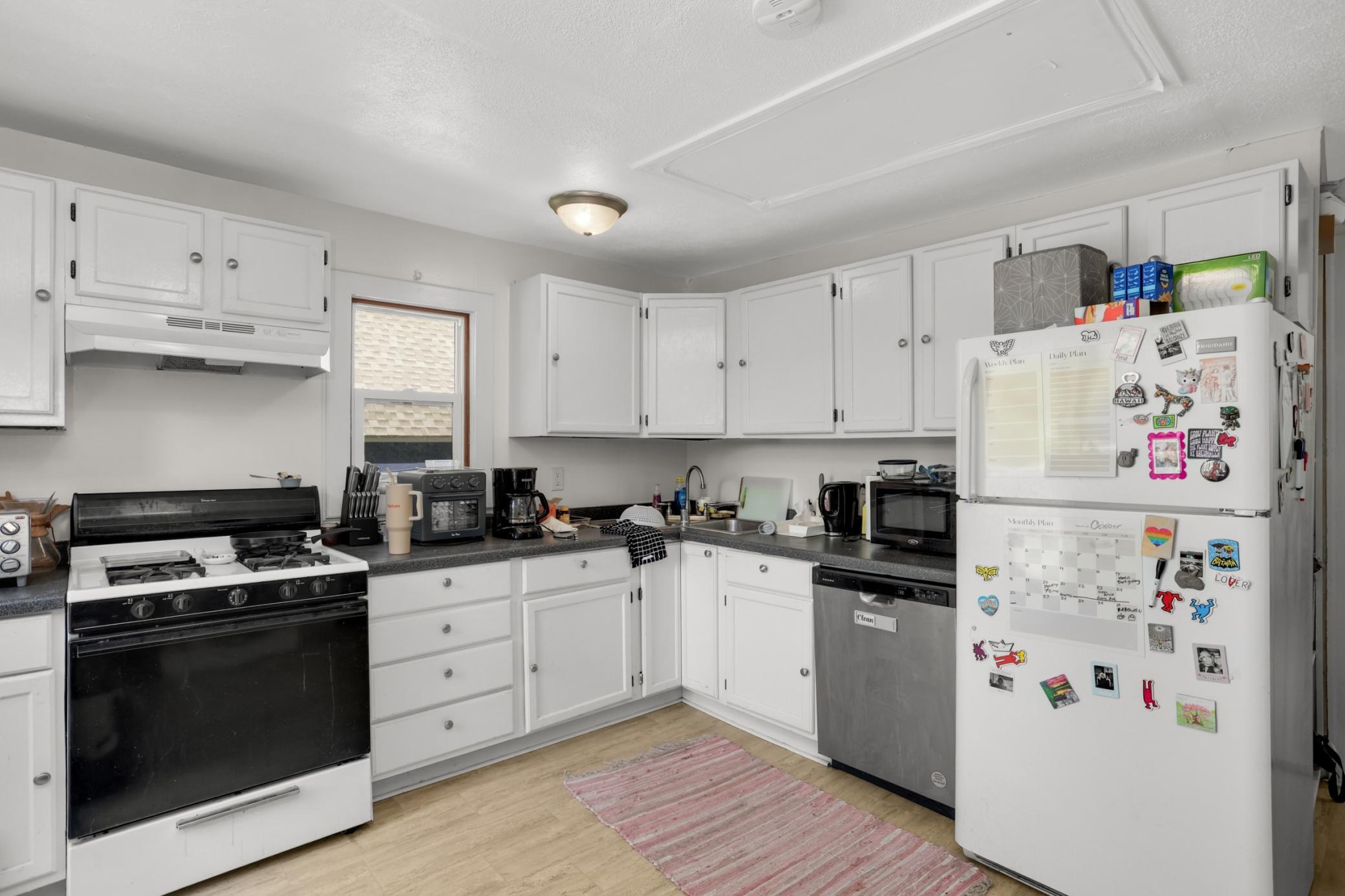 View of Residential Income at 2406 Pierce Street, Minneapolis MN 55418, Minneapolis (18 of 37) - Mike Wilen | Minnesota Team Real Estate