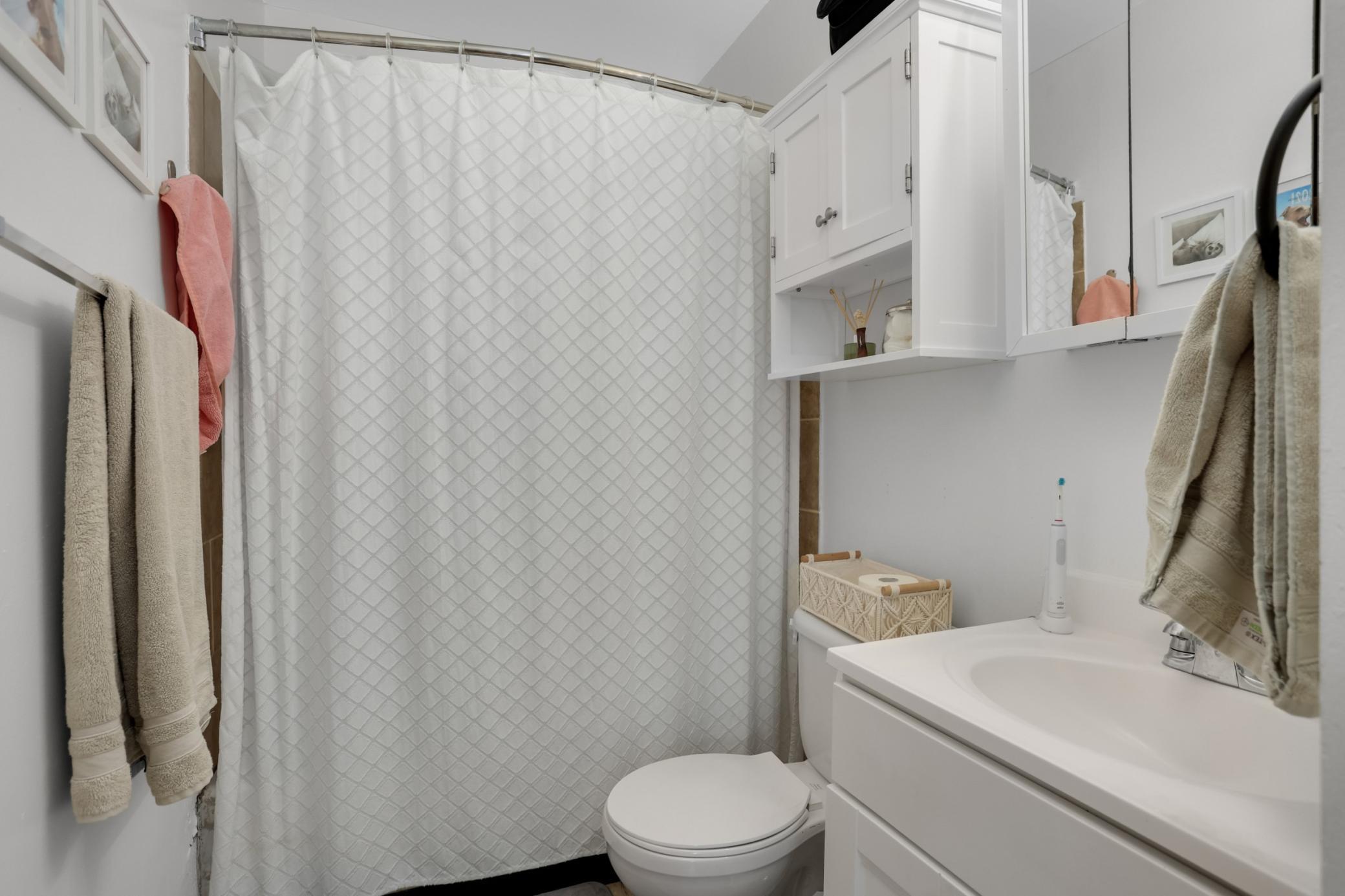 View of Residential Income at 2406 Pierce Street, Minneapolis MN 55418, Minneapolis (13 of 37) - Mike Wilen | Minnesota Team Real Estate