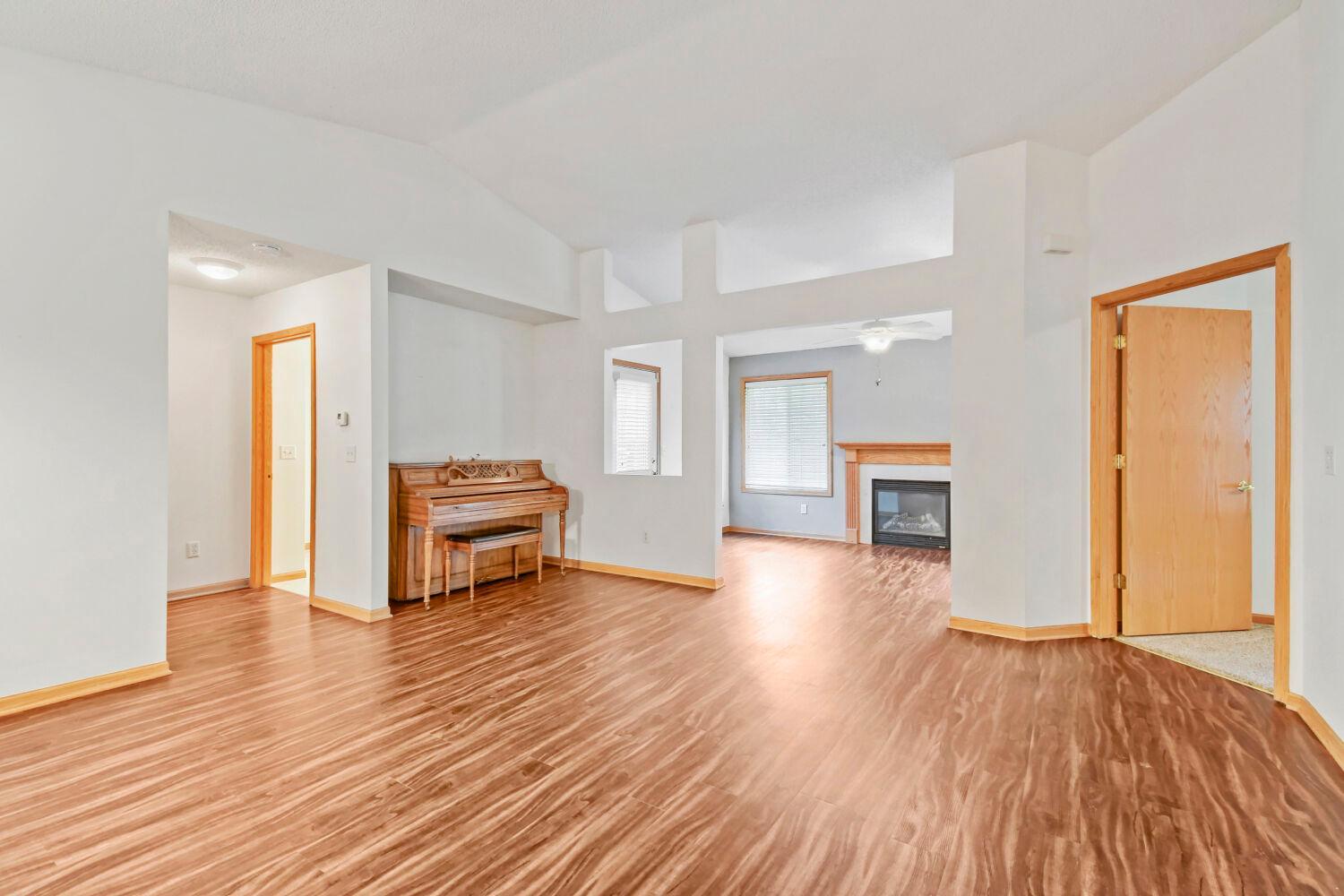 View of Residential at 7630 Palisades Avenue, Otsego MN 55330, Otsego (5 of 29) - Mike Wilen | Minnesota Team Real Estate