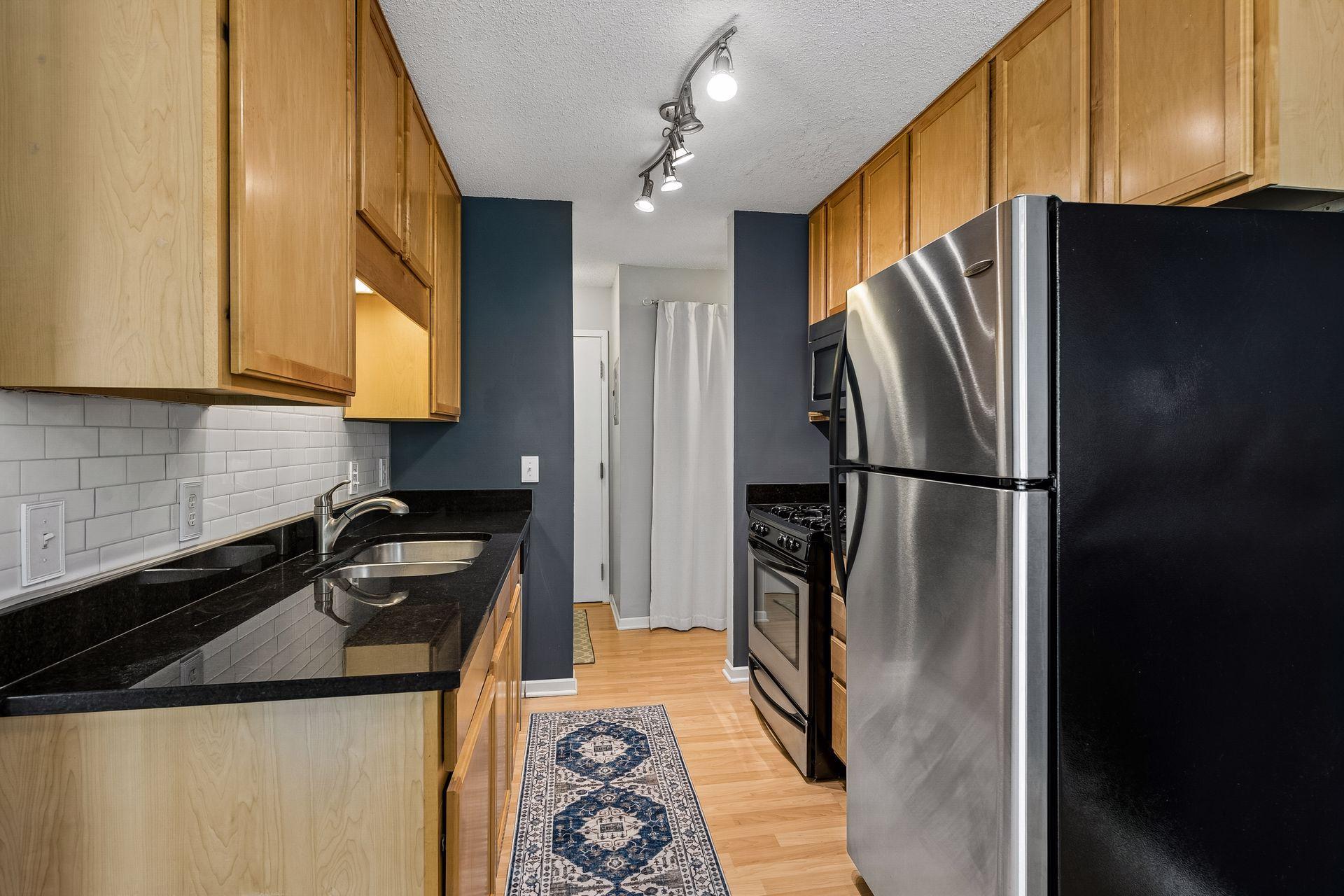 View of Residential at 3540 Hennepin Avenue #210, Minneapolis MN 55408, Minneapolis (8 of 20) - Mike Wilen | Minnesota Team Real Estate
