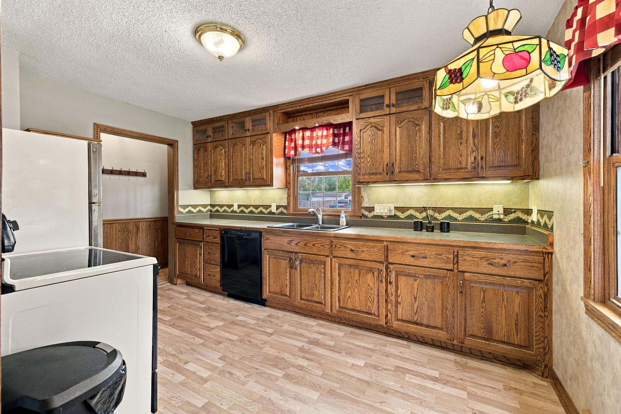 View of Residential at 326 5th Avenue, Cambridge MN 55008, Cambridge (8 of 27) - Mike Wilen | Minnesota Team Real Estate