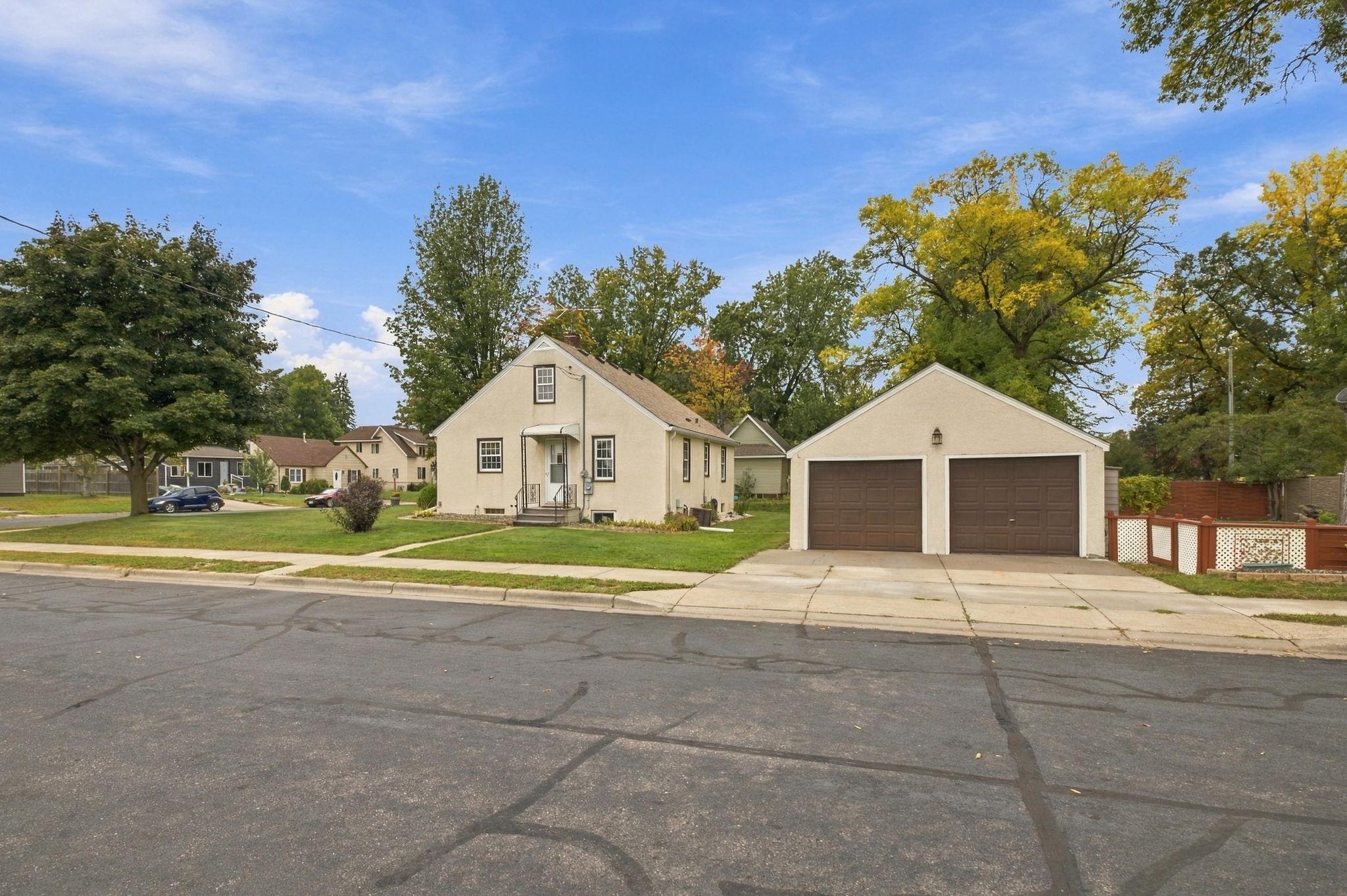 View of Residential at 326 5th Avenue, Cambridge MN 55008, Cambridge (3 of 27) - Mike Wilen | Minnesota Team Real Estate