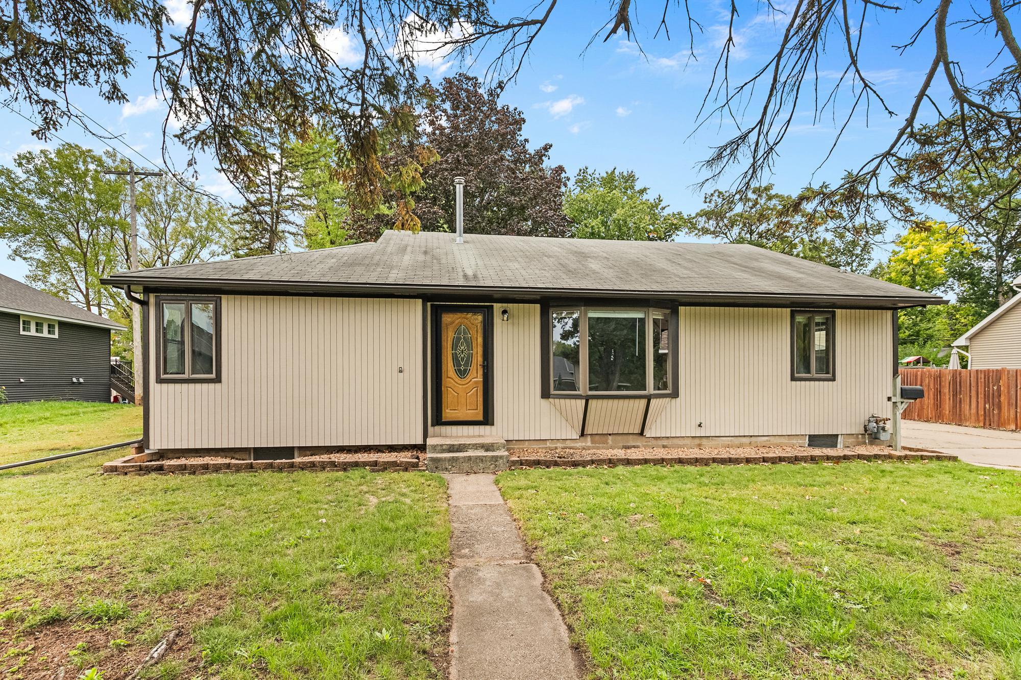 View of Residential at 5201 Pennsylvania Avenue, New Hope MN 55428, New Hope (46 of 49) - Mike Wilen | Minnesota Team Real Estate